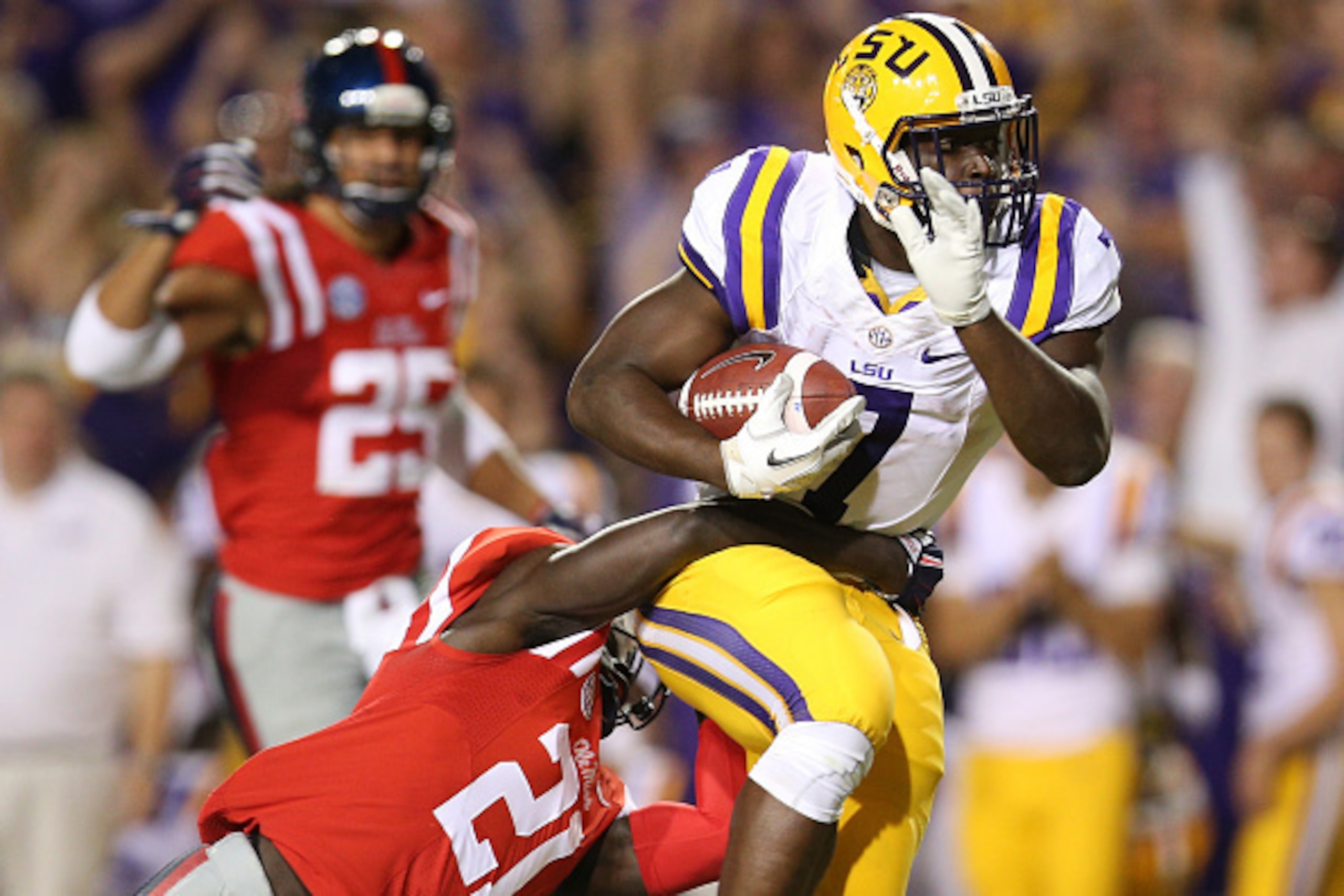 Leonard Fournette has the ability to become LSU's second-ever Heisman Trophy winner.