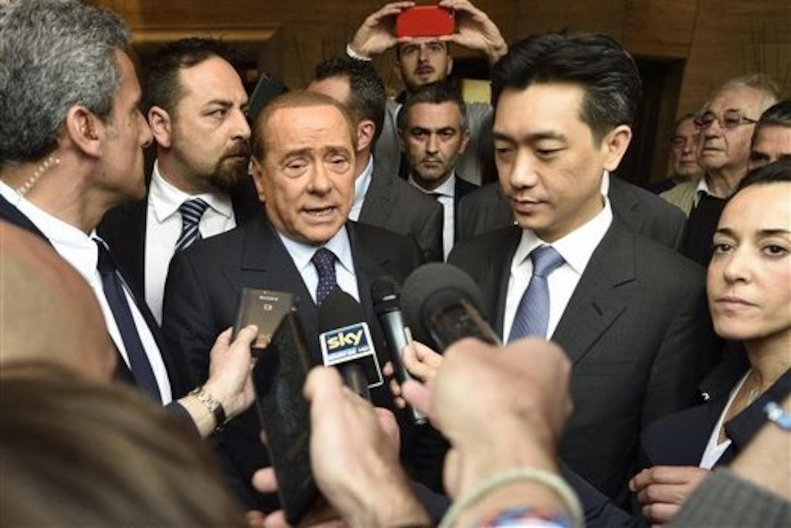 Taechaubol and Berlusconi were thought to have an agreement early in May, but now that seems to be on hold.