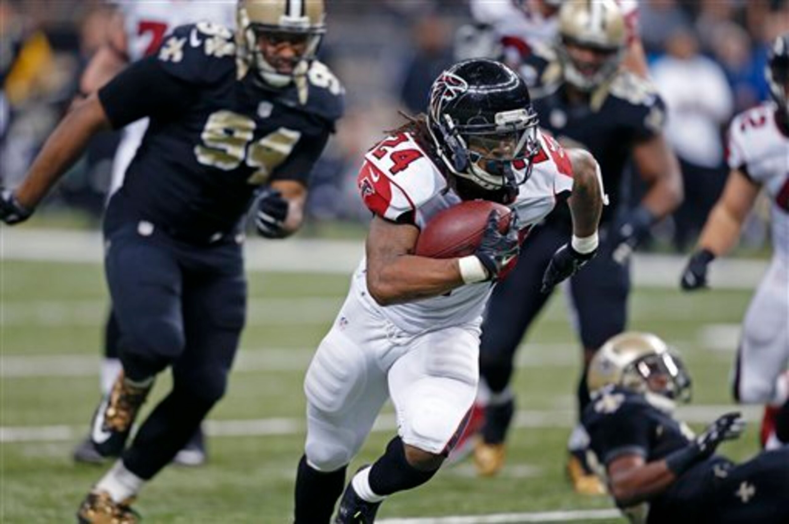 Devonta Freeman (24) Devonta Freeman (24)
