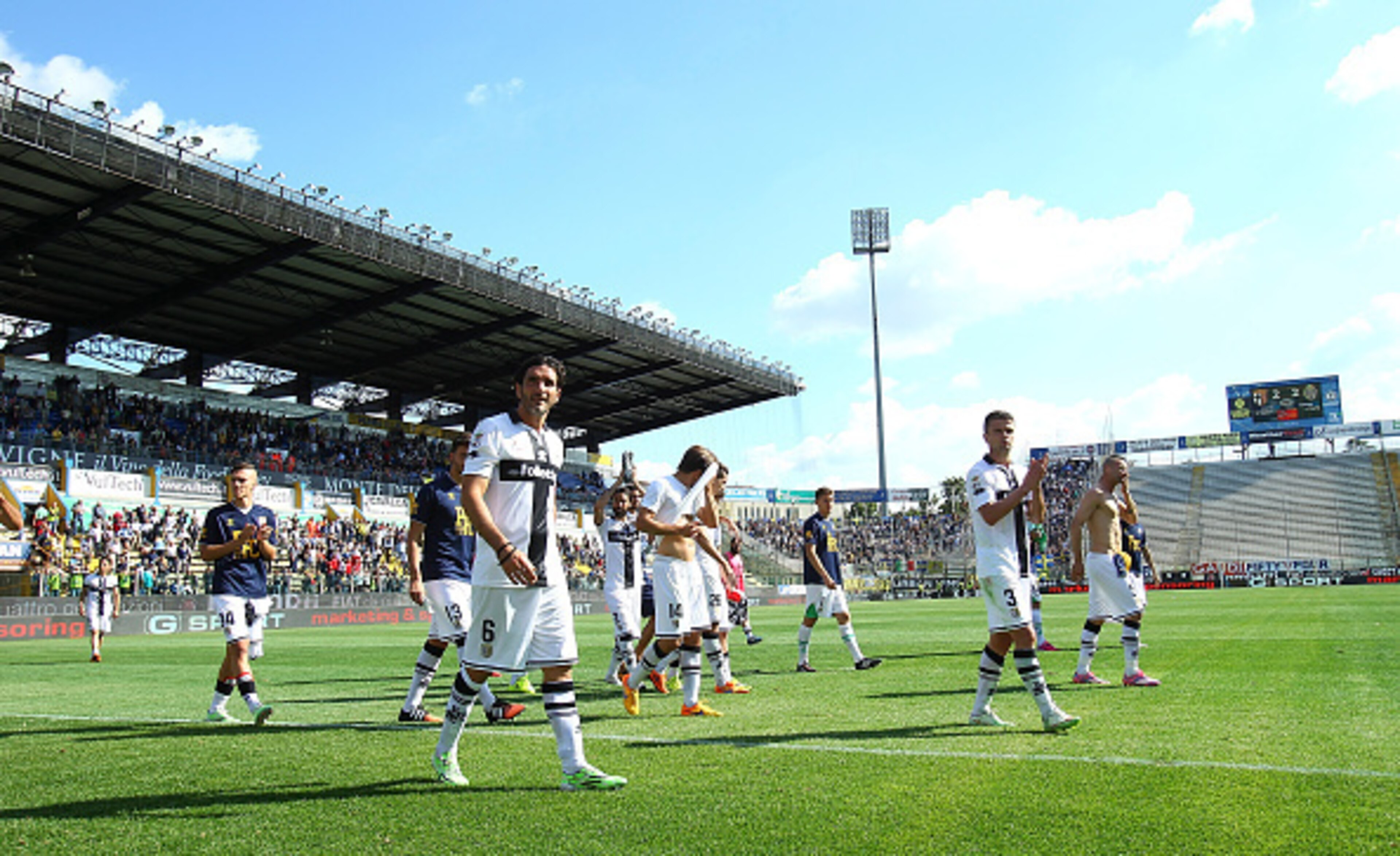 Parma may cease to exist if no one buys the club at auction. Parma may cease to exist if no one buys the club at auction.