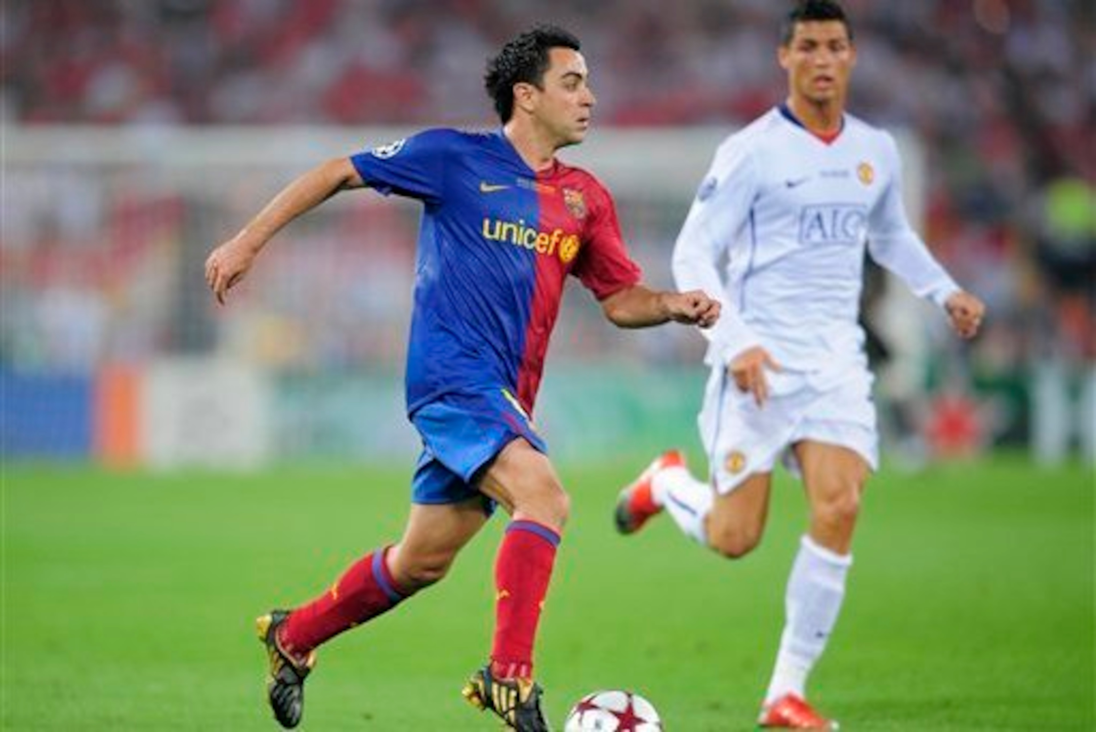 Xavi Hernandez ran rings around Manchester United in 2009.