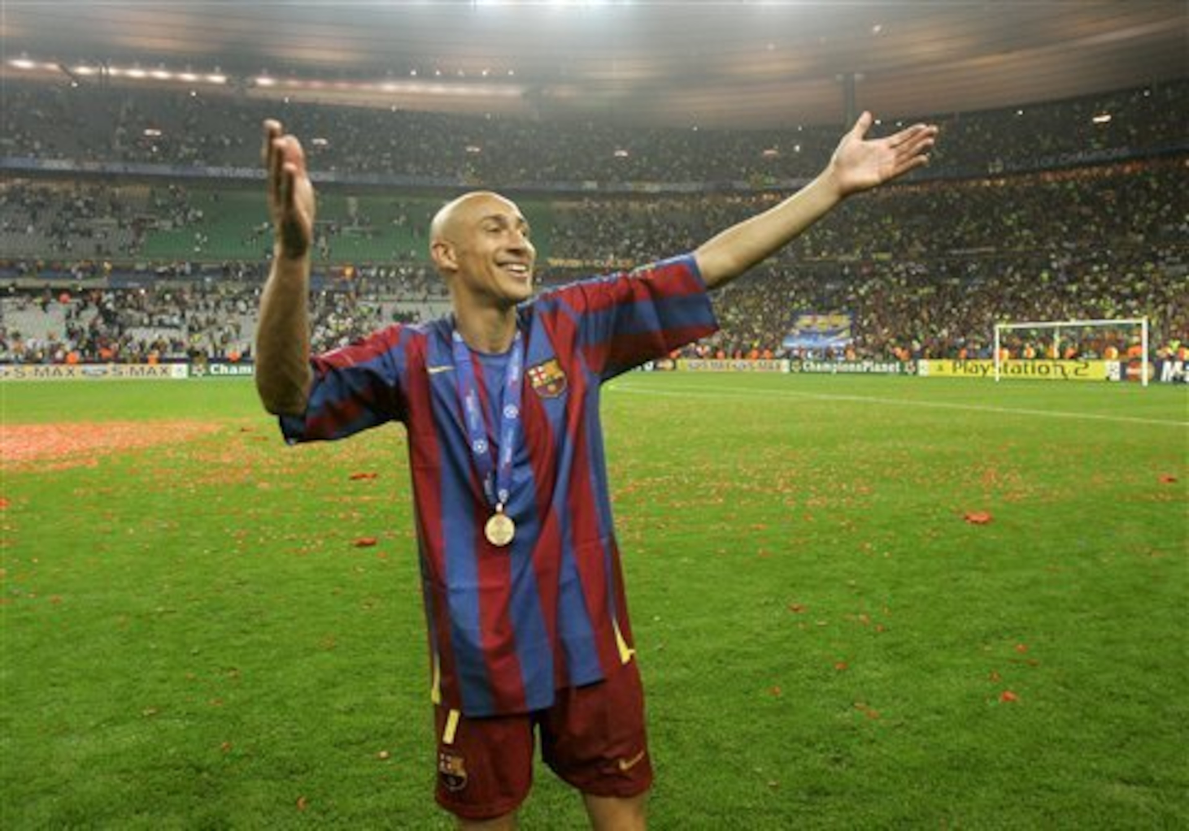 Henrik Larsson played magnificently in his final game for Barca.