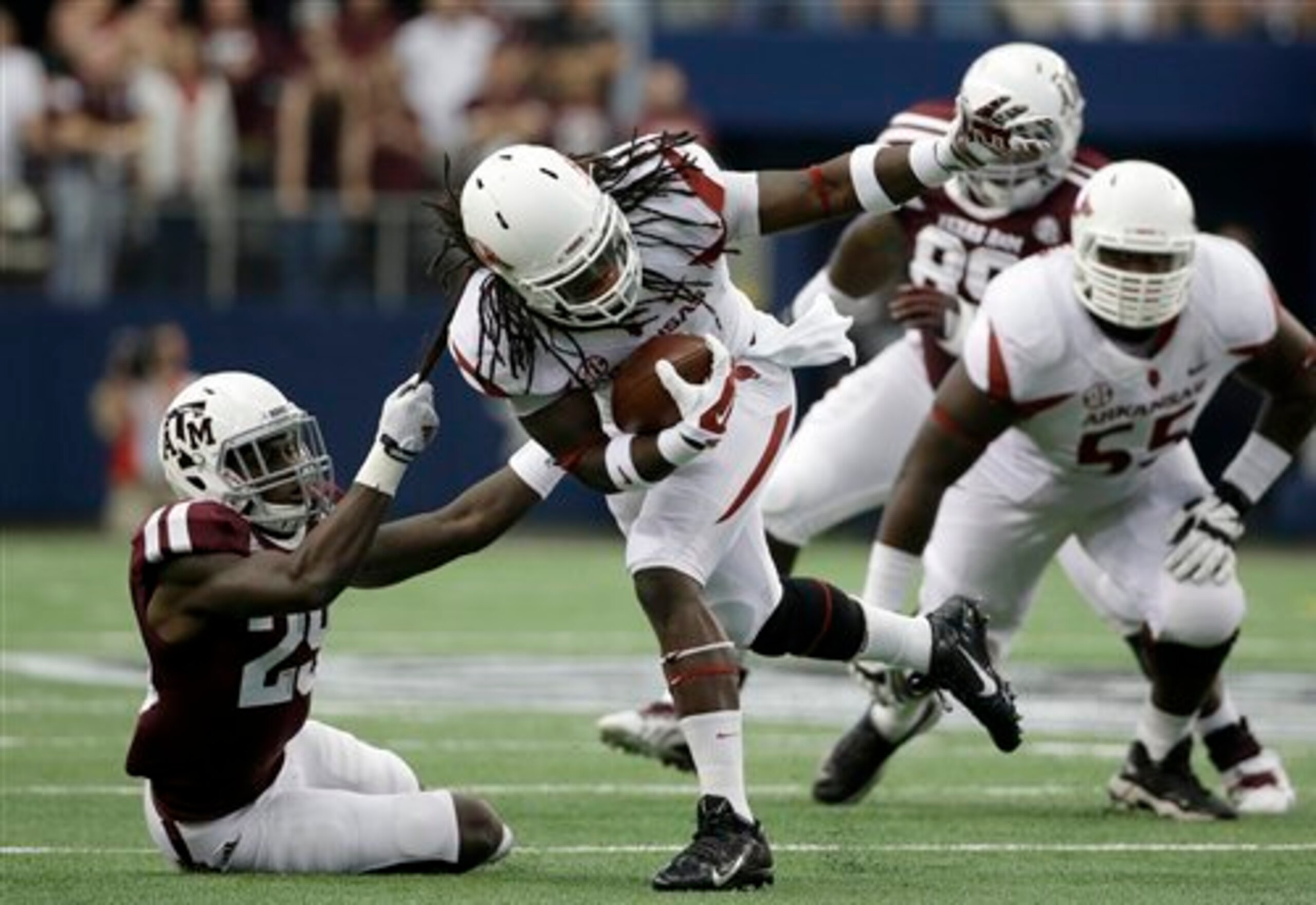 Alex Collins is part of a very talented backfield for Arkansas. Alex Collins is part of a very talented backfield for Arkansas.