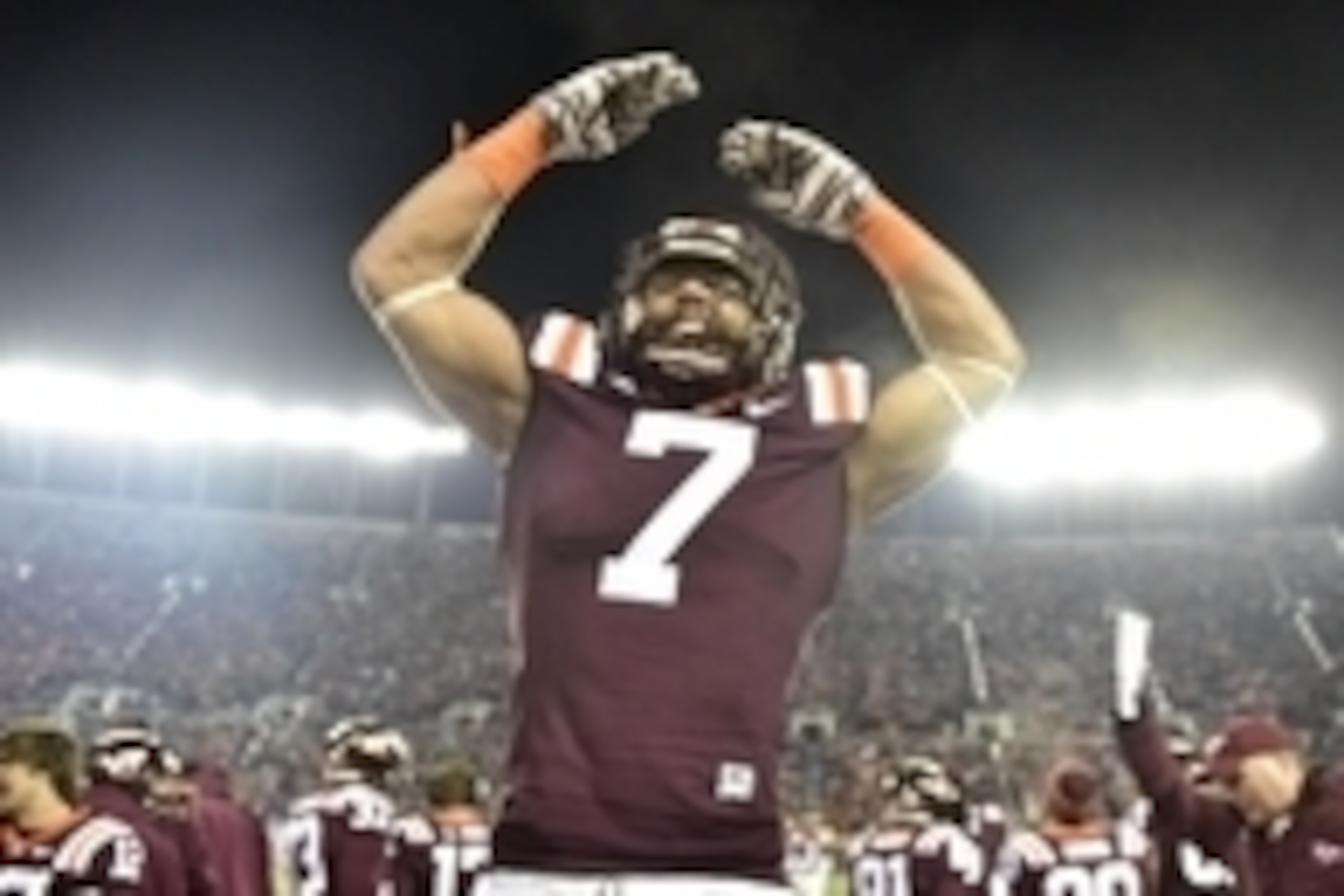 Virginia Tech tight end Bucky Hodges