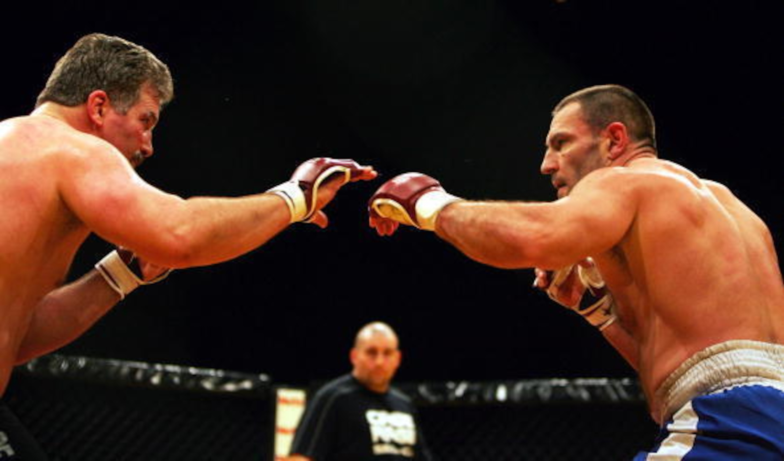 Dan Severn (left)