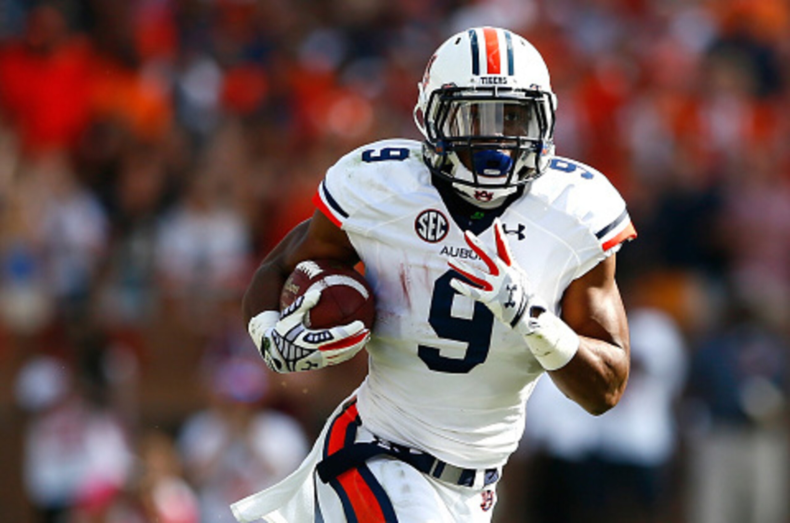 RB Roc Thomas
