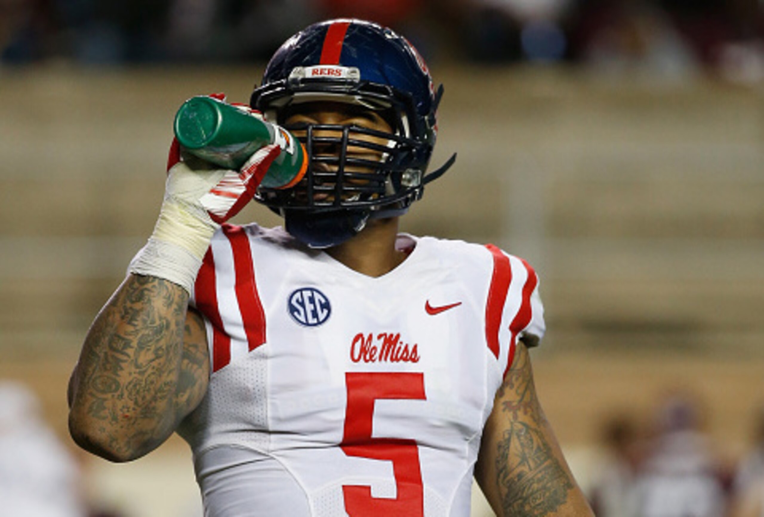 Ole Miss DT Robert Nkemdiche Ole Miss DT Robert Nkemdiche
