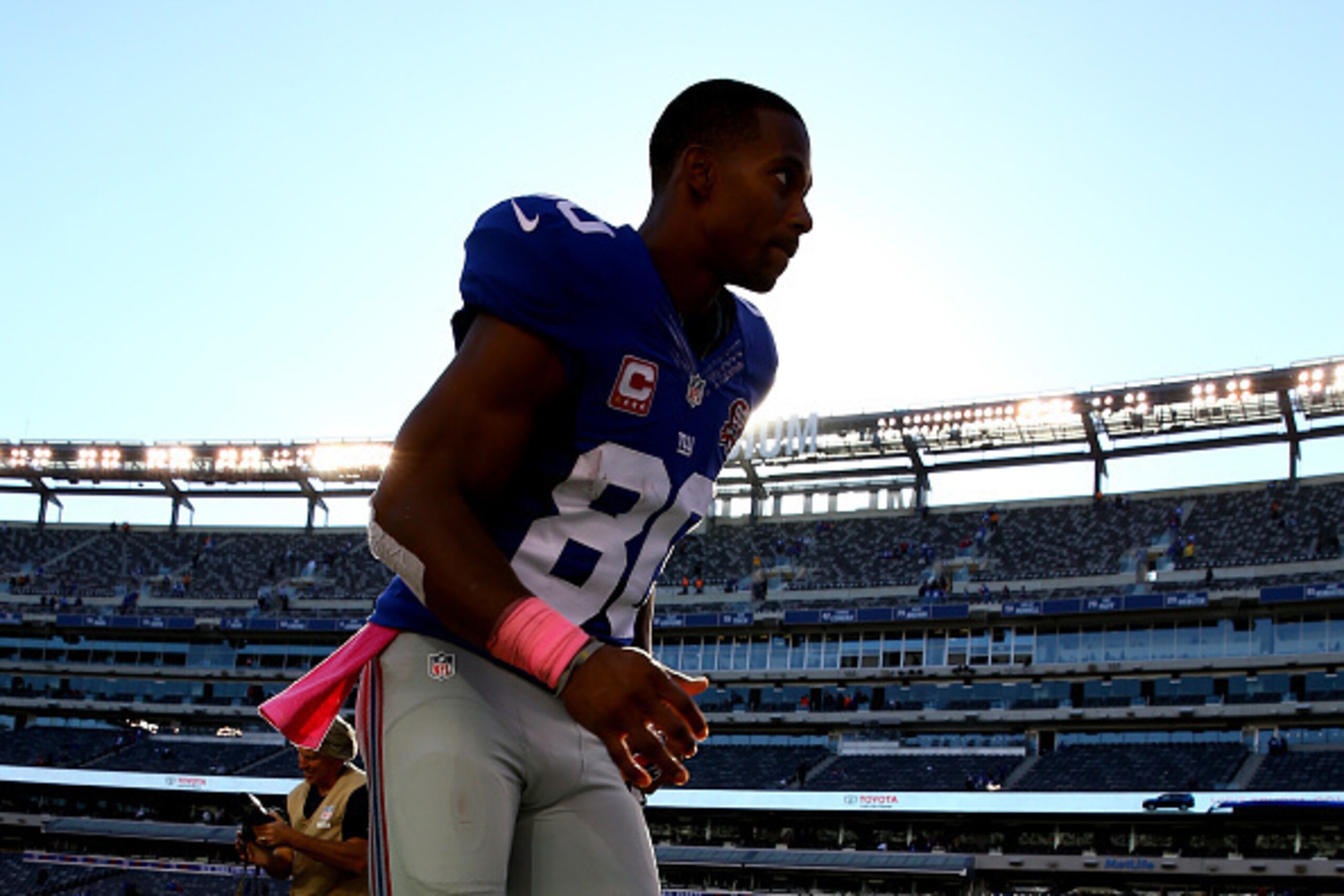 Can Victor Cruz emerge from the shadow of a lost season?