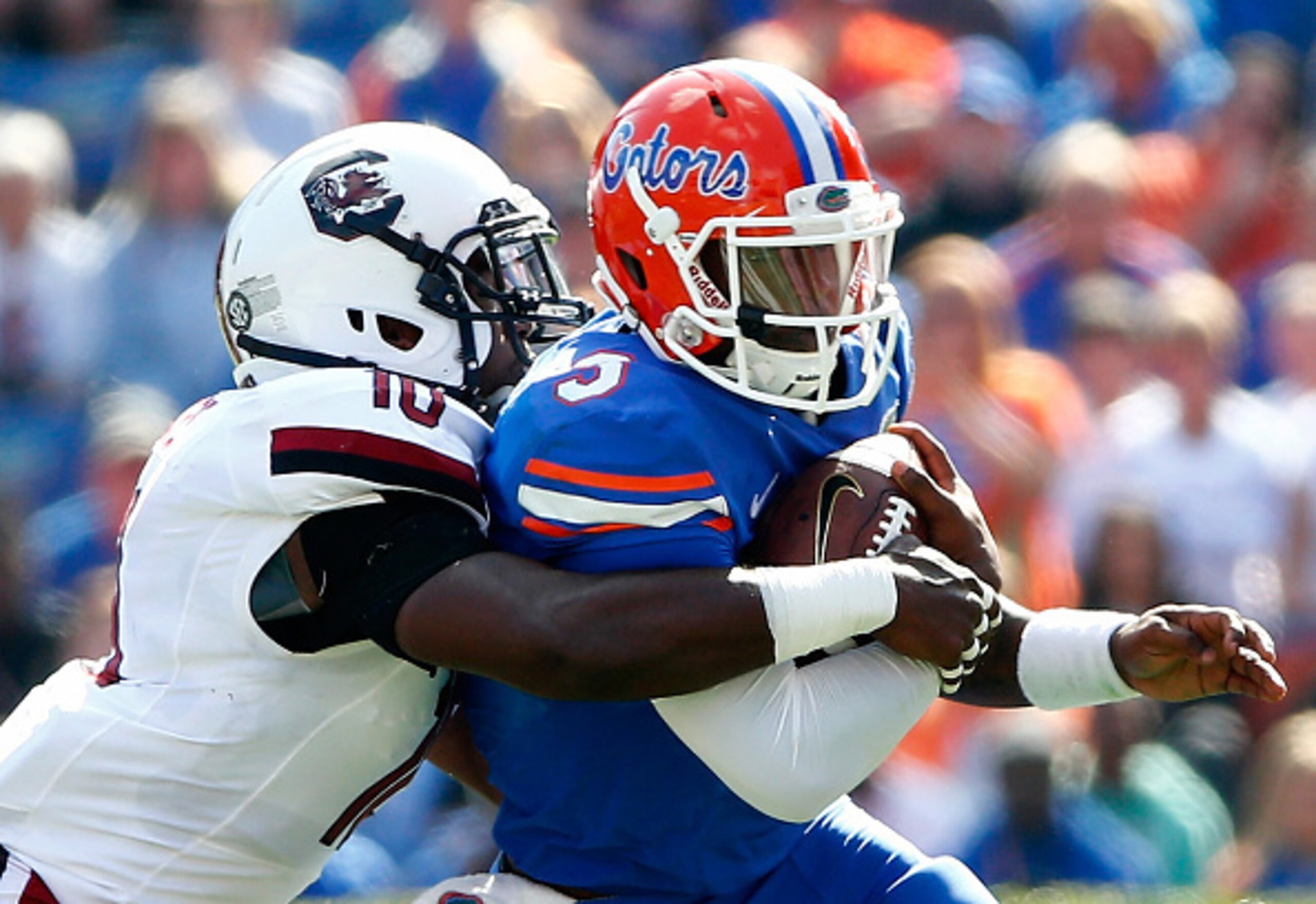 South Carolina LB Skai Moore