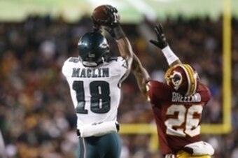 Will Alex Smith throw into tight windows to maximize the talents of his wide receivers like Jeremy Maclin?
