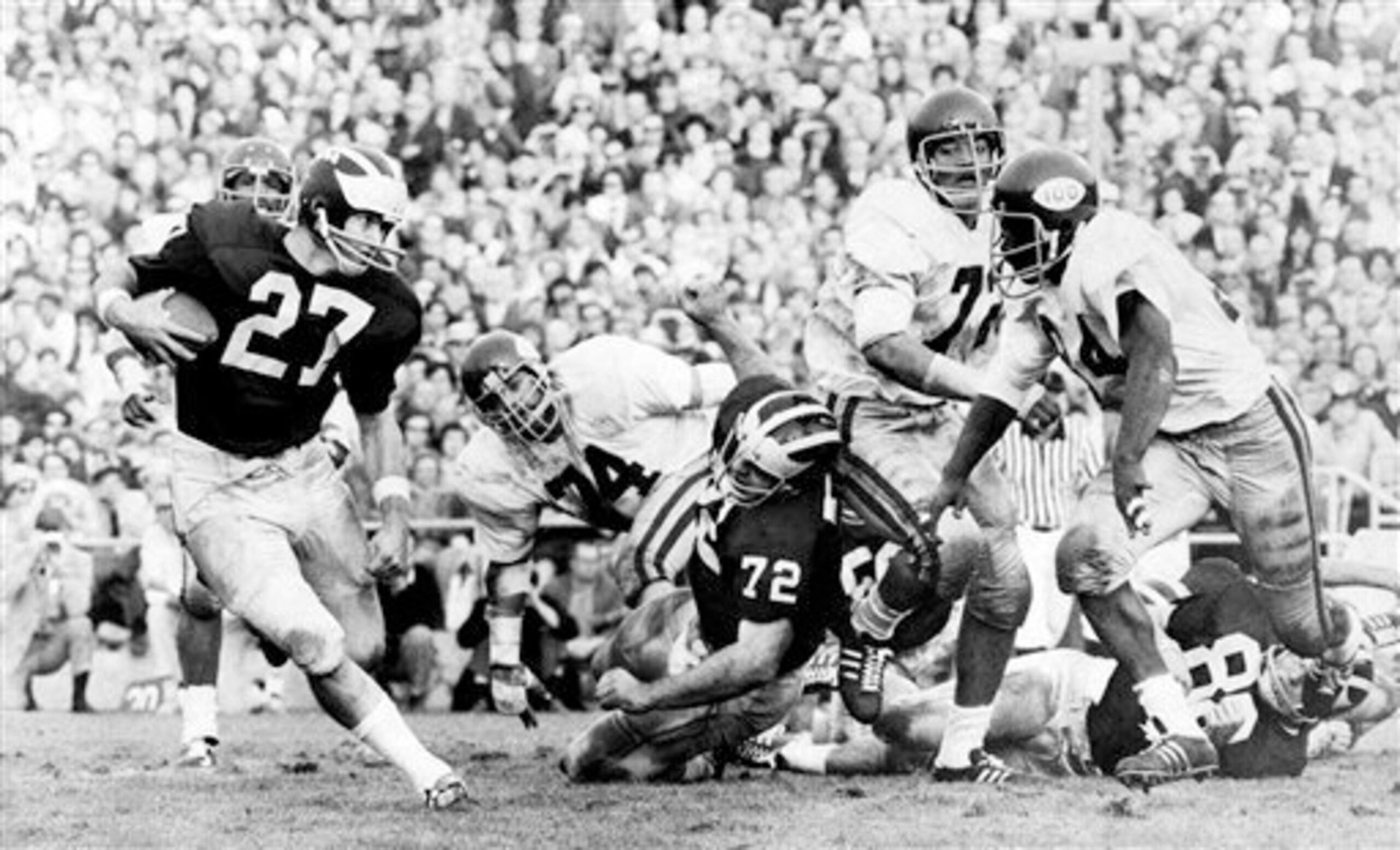 Dan Dierdorf (No. 72) was part of Michigan's best O-line, per Michael Keller.