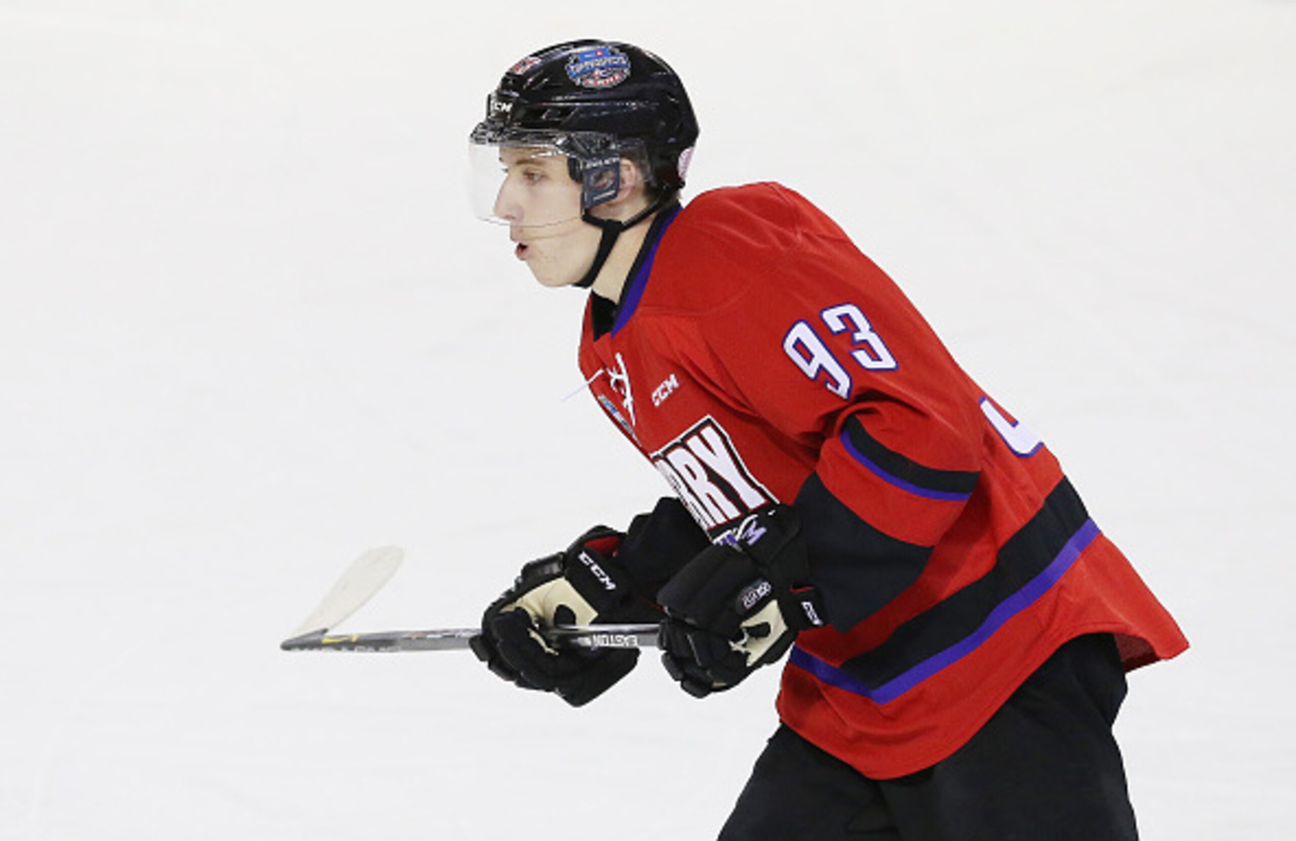 Mitchell Marner is a favorite to go fourth overall to the Leafs.