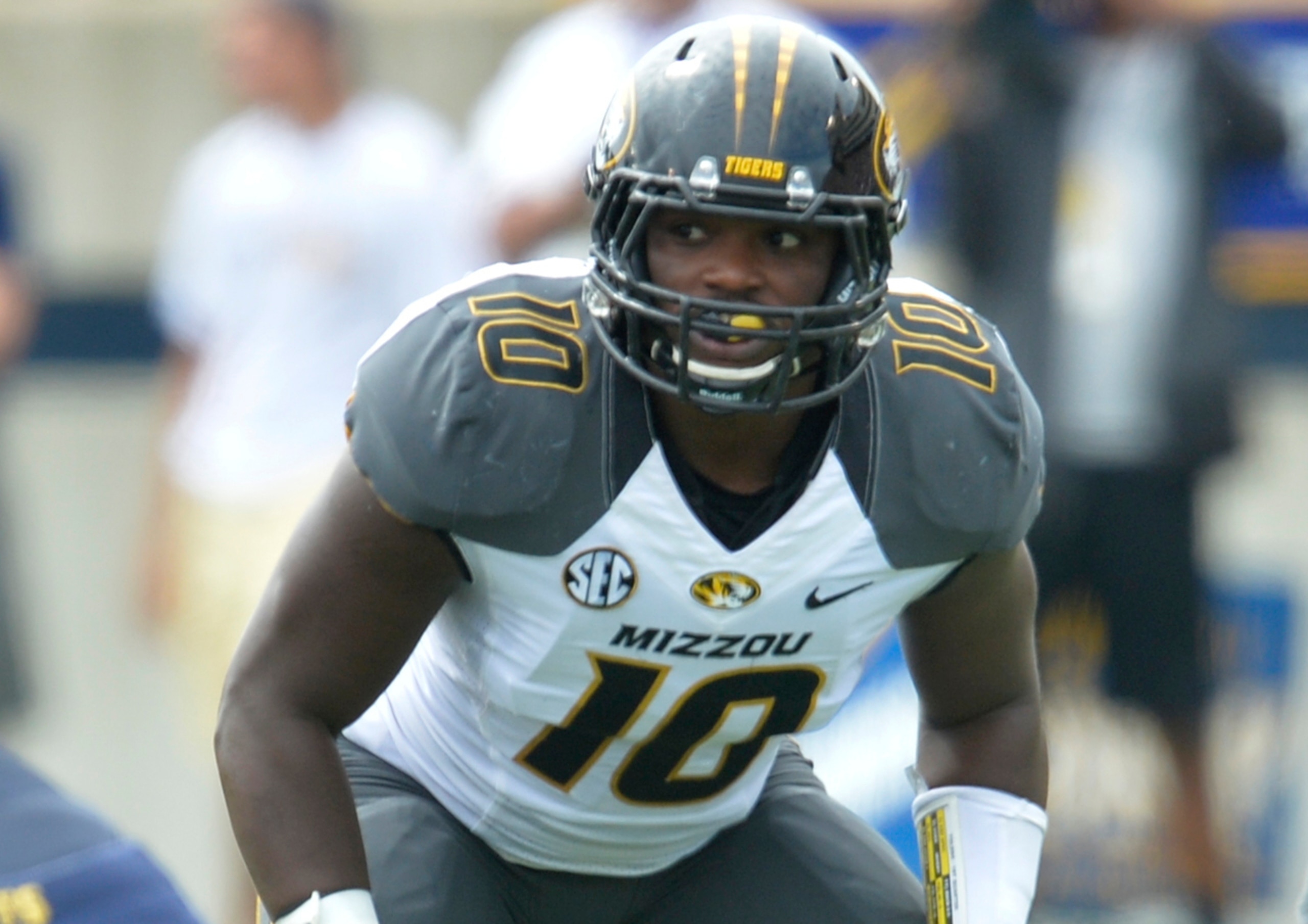 Missouri LB Kentrell Brothers