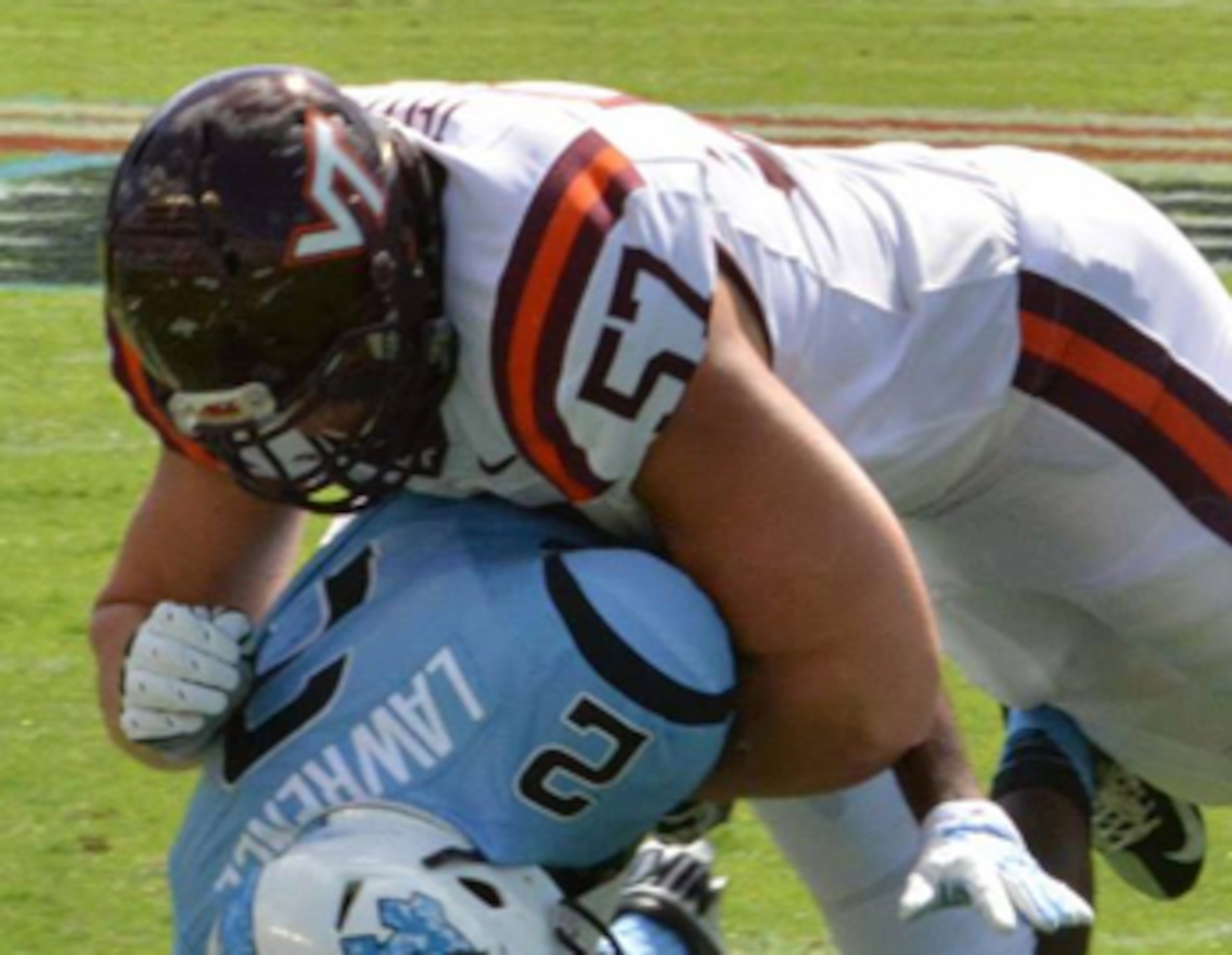 Wyatt Teller pancaking a UNC defender in 2014.