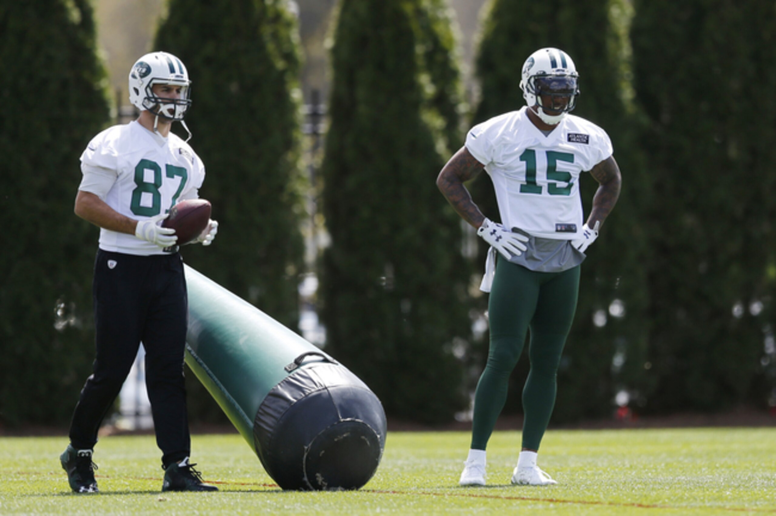 Eric Decker (87, left) and Brandon Marshall (15, right) have both played in highly successful offenses in their veteran careers.
