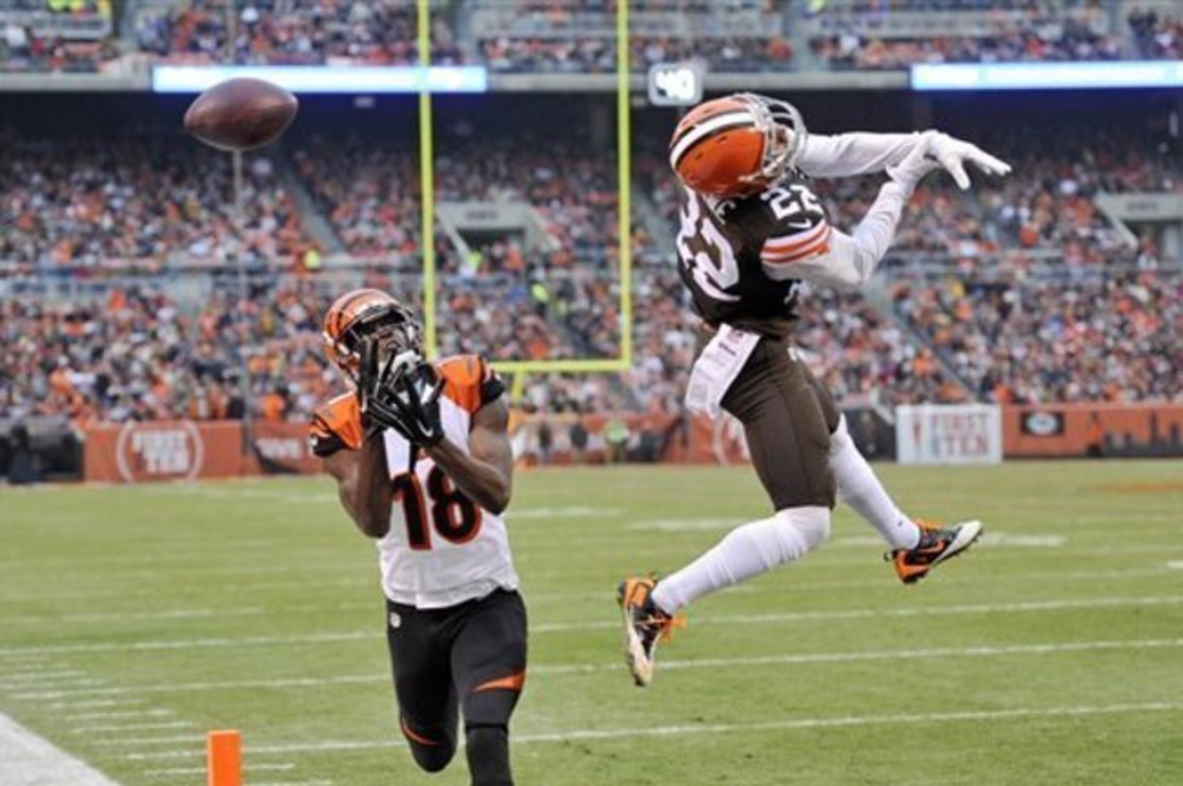 Buster Skrine (22, right) may be smaller than some wide receivers like A.J. Green (18, left), but he can still make plays on those receivers. Buster Skrine (22, right) may be smaller than some wide receivers like A.J. Green (18, left), but he can still make plays on those receivers.