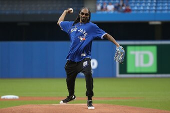 Snoop Dogg is a well-known bandwagon fan.