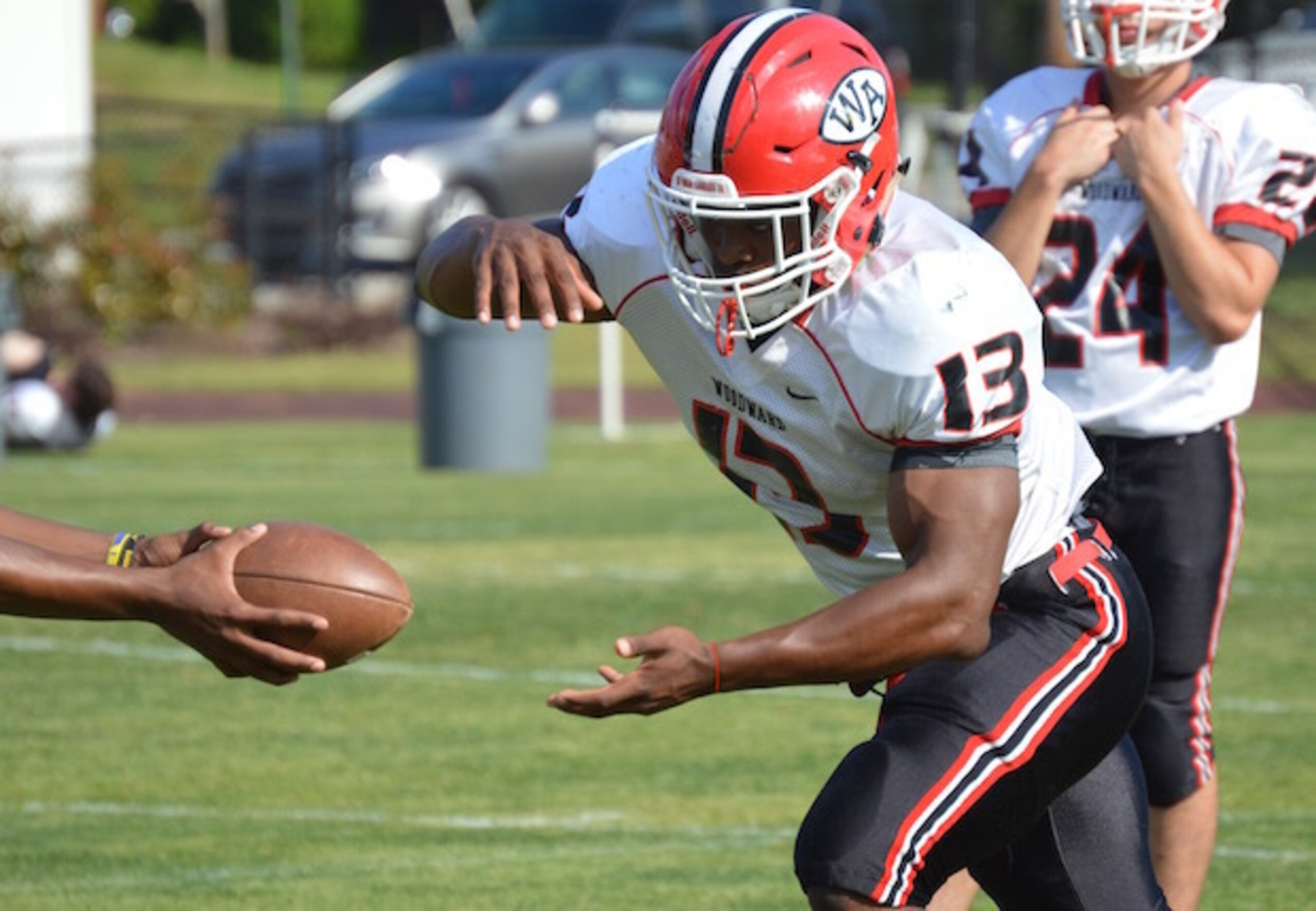 Tennessee has an uphill battle in trying to pluck Elijah Holyfield from Georgia or Auburn.