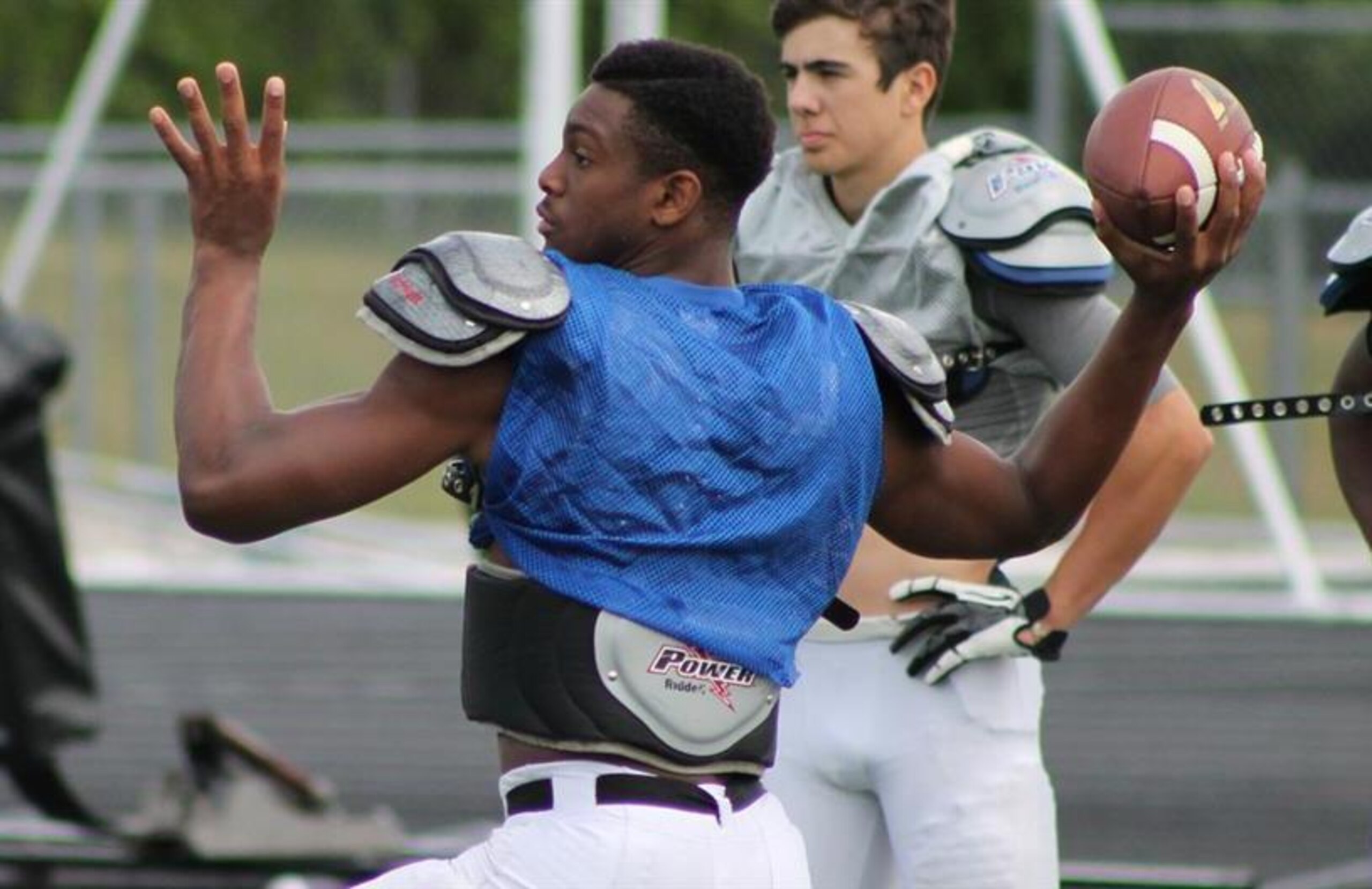 2017 QB Shawn Robinson