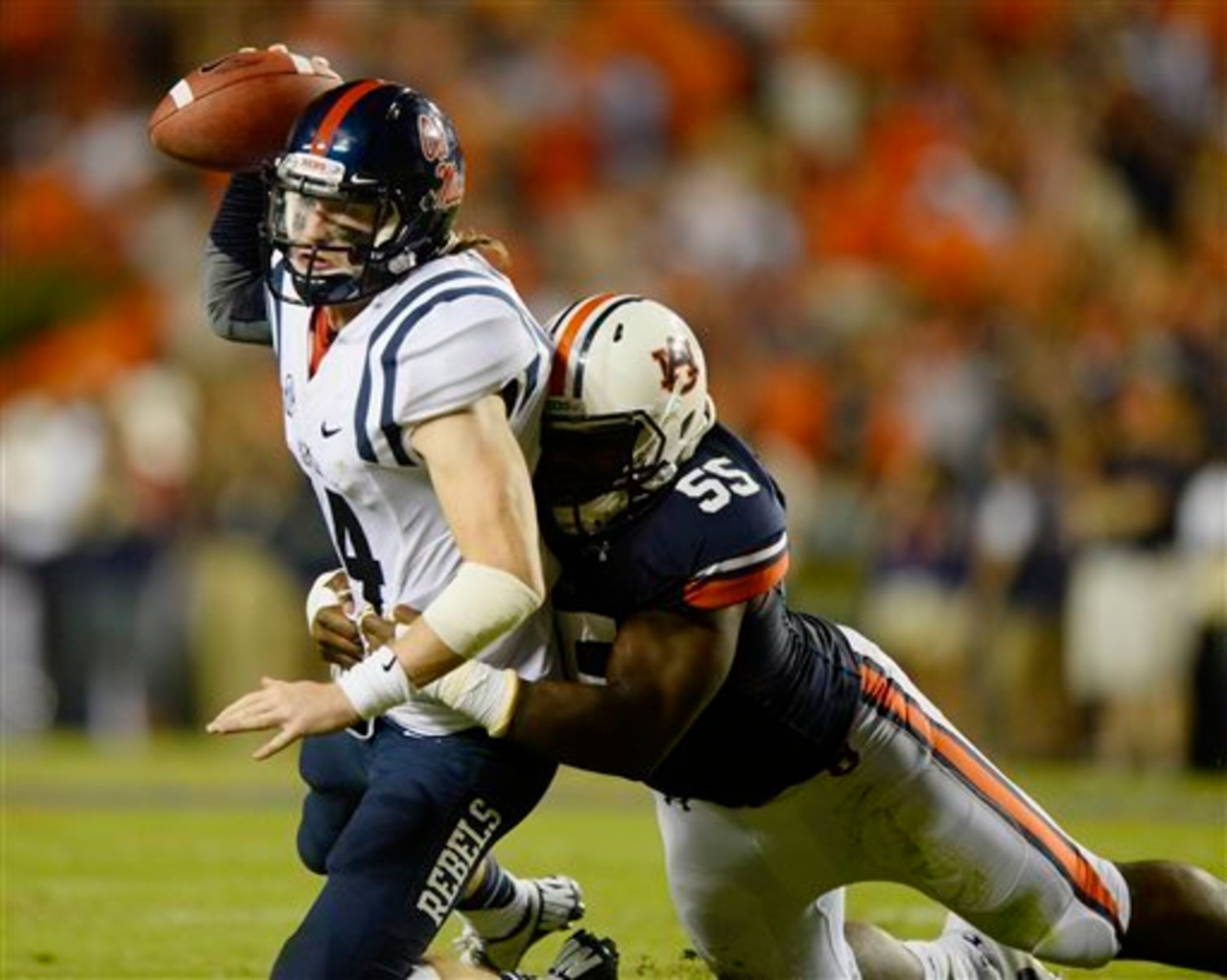 Carl Lawson's return will be a huge boost for Auburn's defense. Carl Lawson's return will be a huge boost for Auburn's defense.