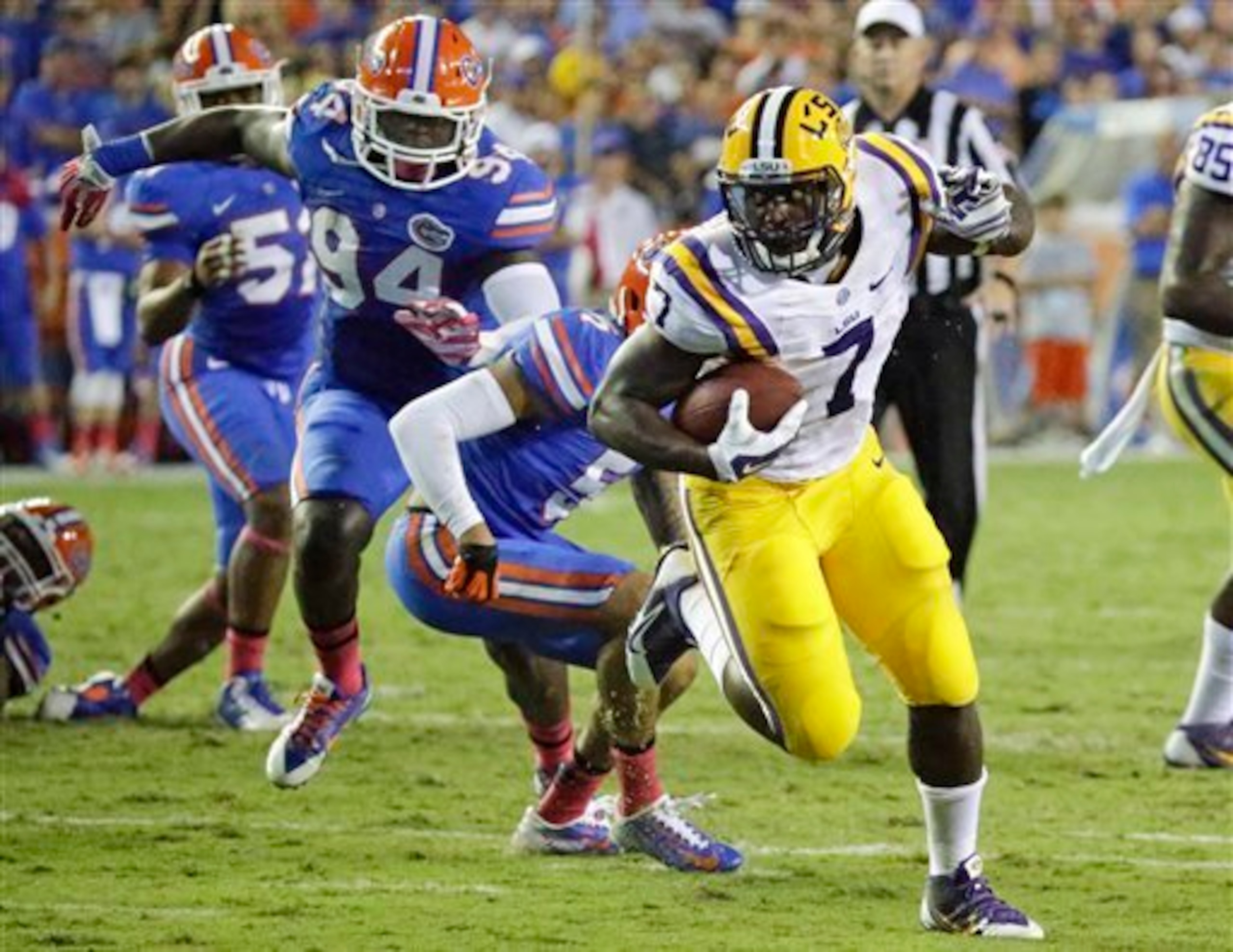 Leonard Fournette is a truly special talent in the LSU backfield. Leonard Fournette is a truly special talent in the LSU backfield.