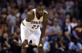 After injuries to both Kevin Love and Kyrie Irving, LeBron James was forced to carry a historically bad title contender in 2015.