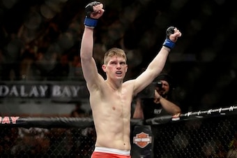 Stephen Thompson took home an important win over Jake Ellenberger
