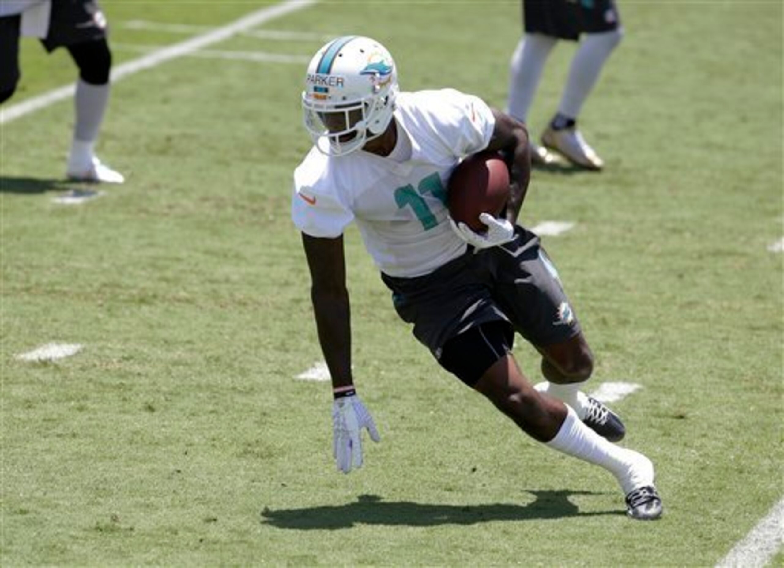 After a strong start to spring workouts, DeVante Parker has been set back by a foot injury. After a strong start to spring workouts, DeVante Parker has been set back by a foot injury.