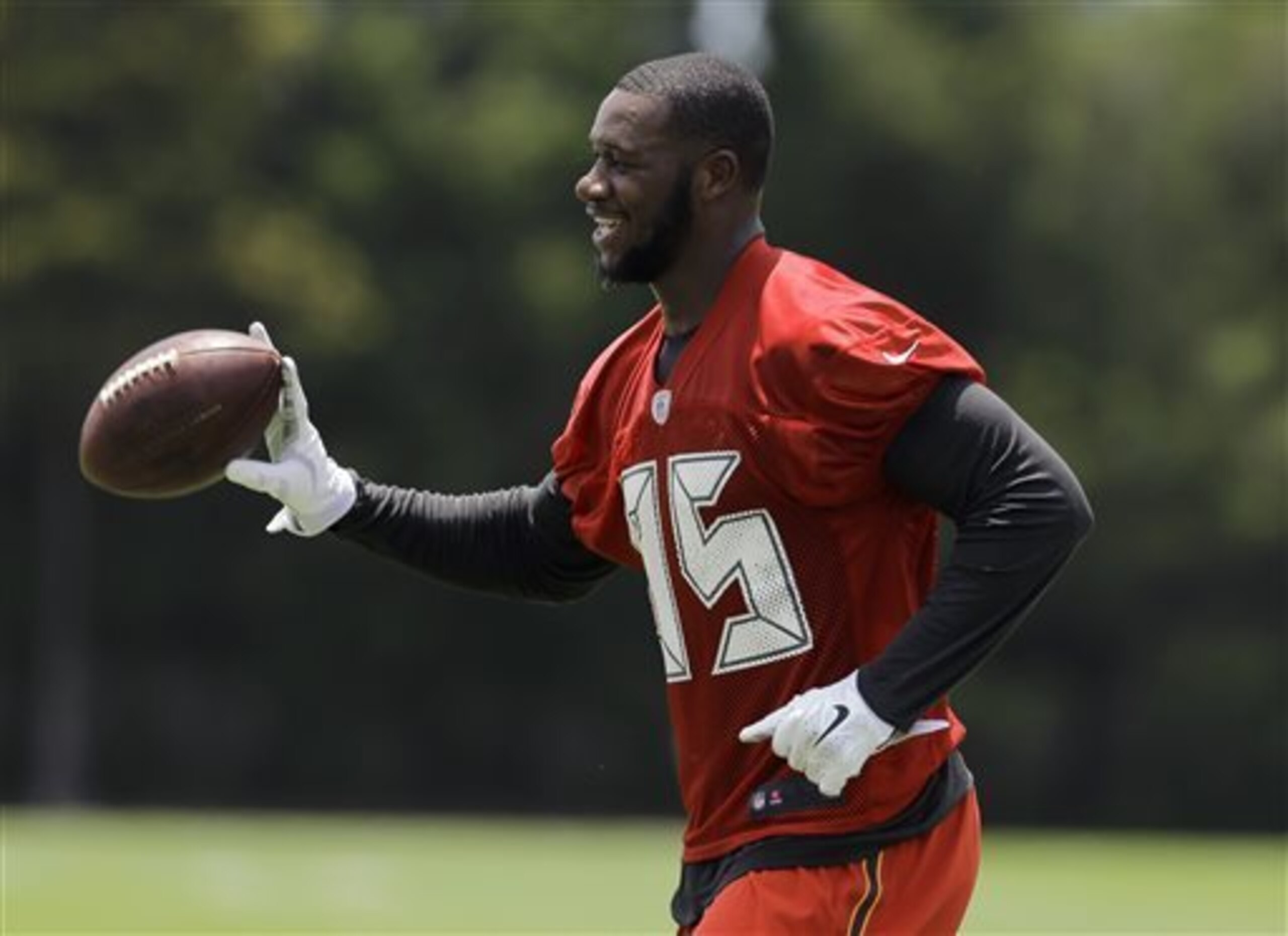After a year with the New England Patriots, Tim Wright is back with the Tampa Bay Buccaneers. After a year with the New England Patriots, Tim Wright is back with the Tampa Bay Buccaneers.