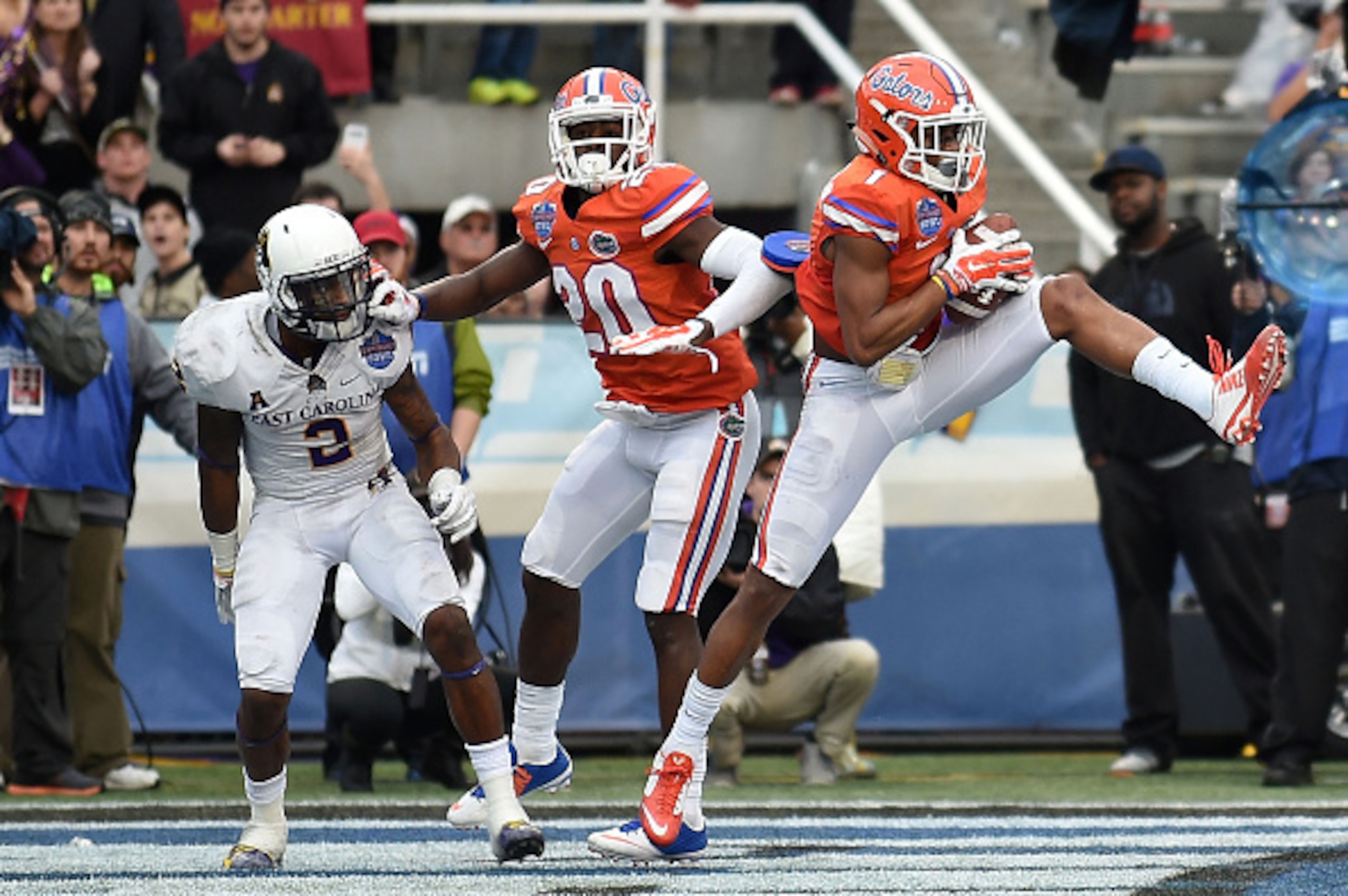 Marcus Maye (left) and Vernon Hargreaves III (right)