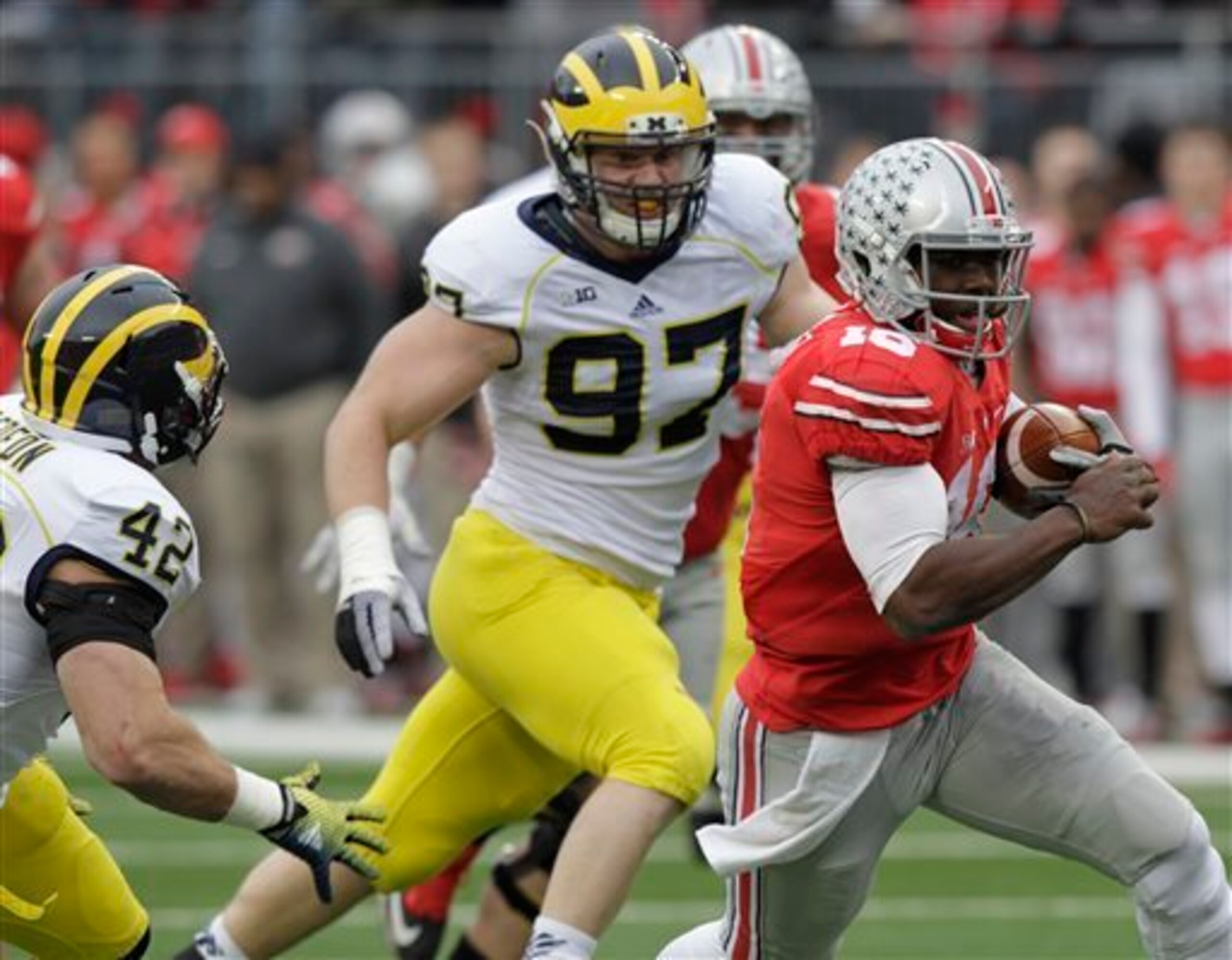 J.T. Barrett was an excellent dual-threat QB last fall, but he has no guarantees in the Ohio State offense. J.T. Barrett was an excellent dual-threat QB last fall, but he has no guarantees in the Ohio State offense.