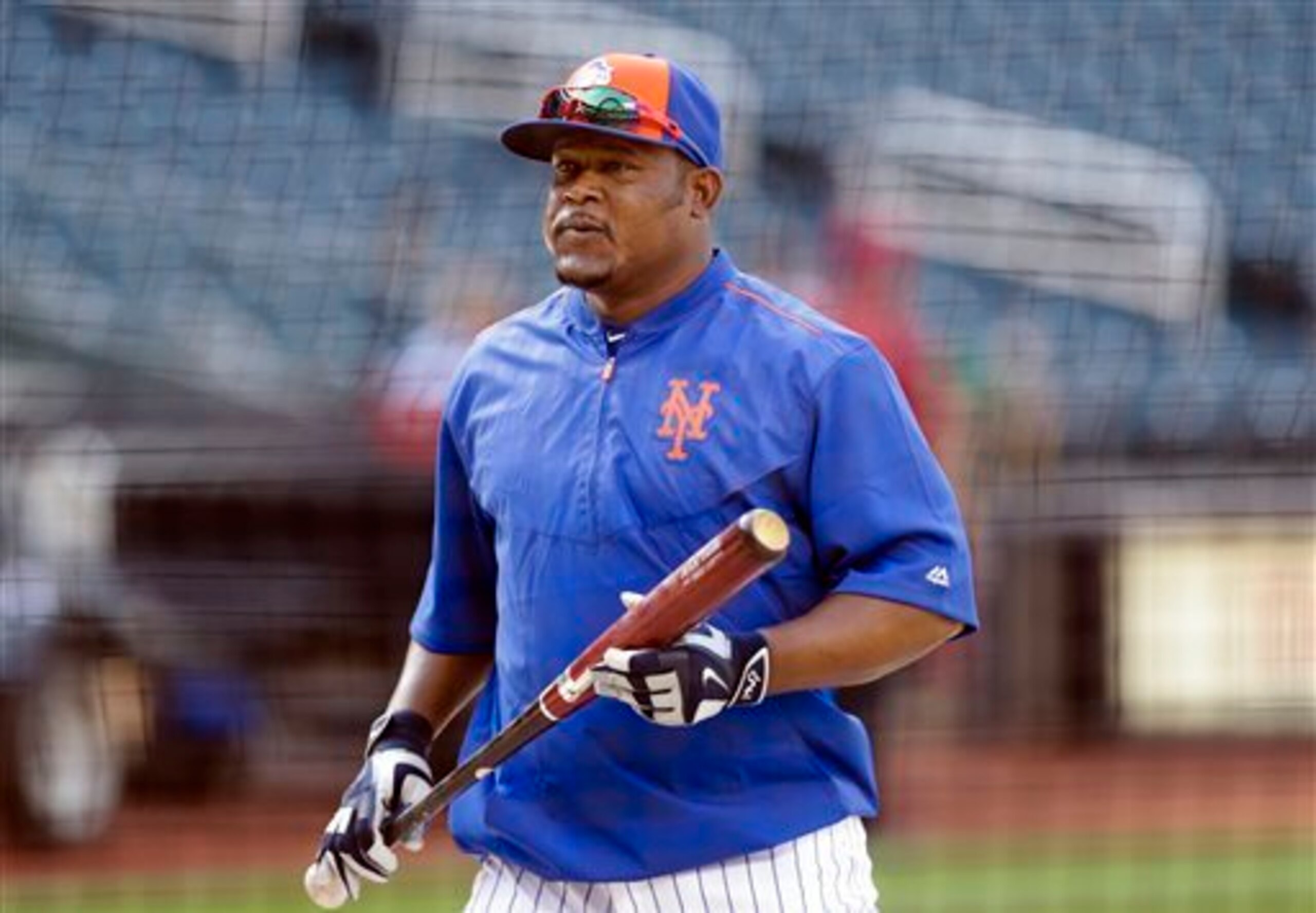 3B Juan Uribe
