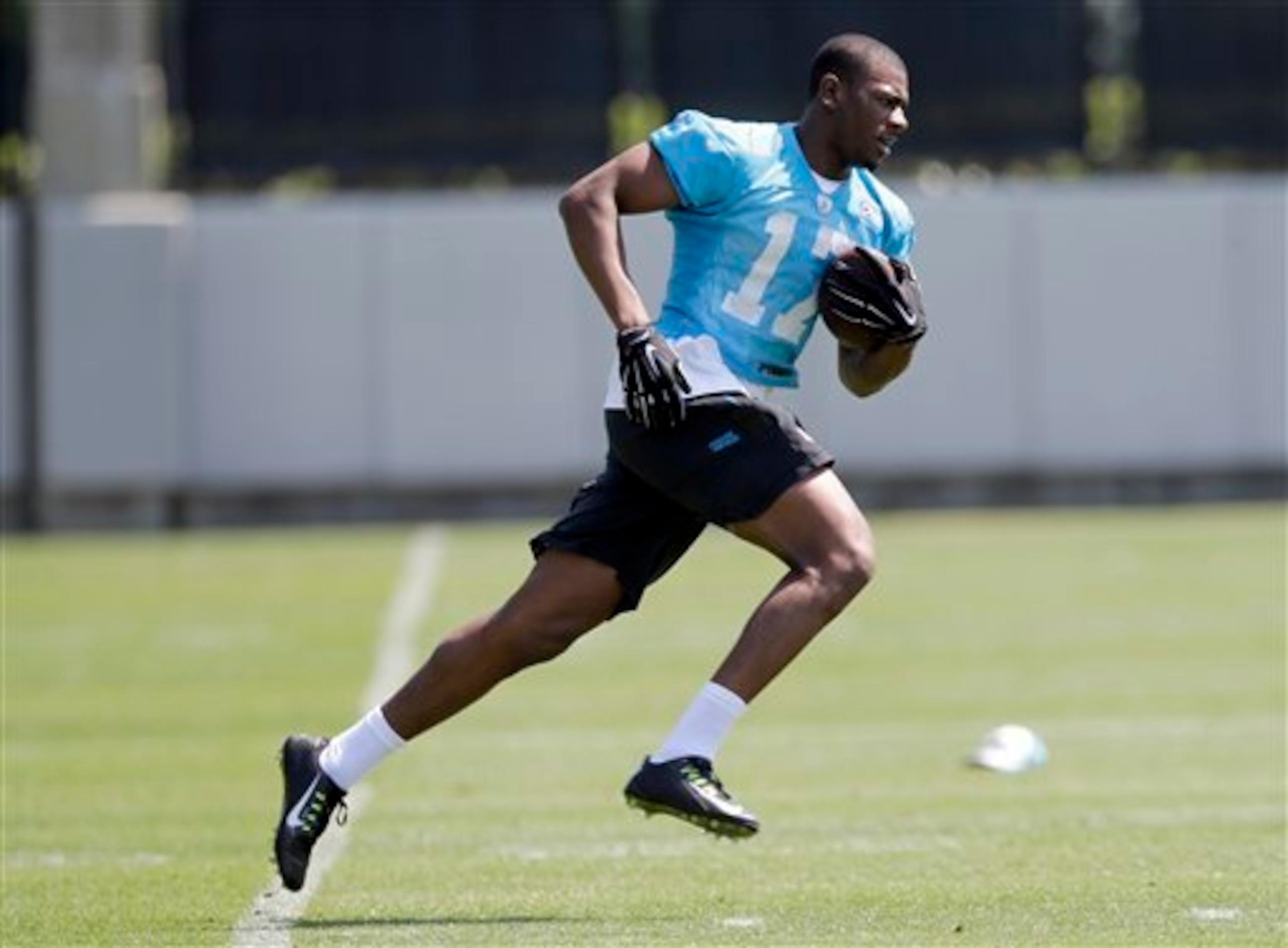 Devin Funchess' playmaking potential makes him a sleeper candidate for Offensive Rookie of the Year.