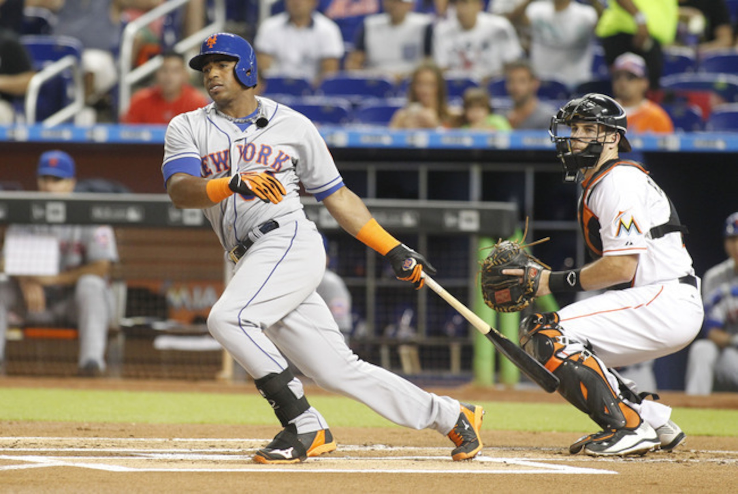 The Mets' Yoenis Cespedes is looking to cash in over the offseason.