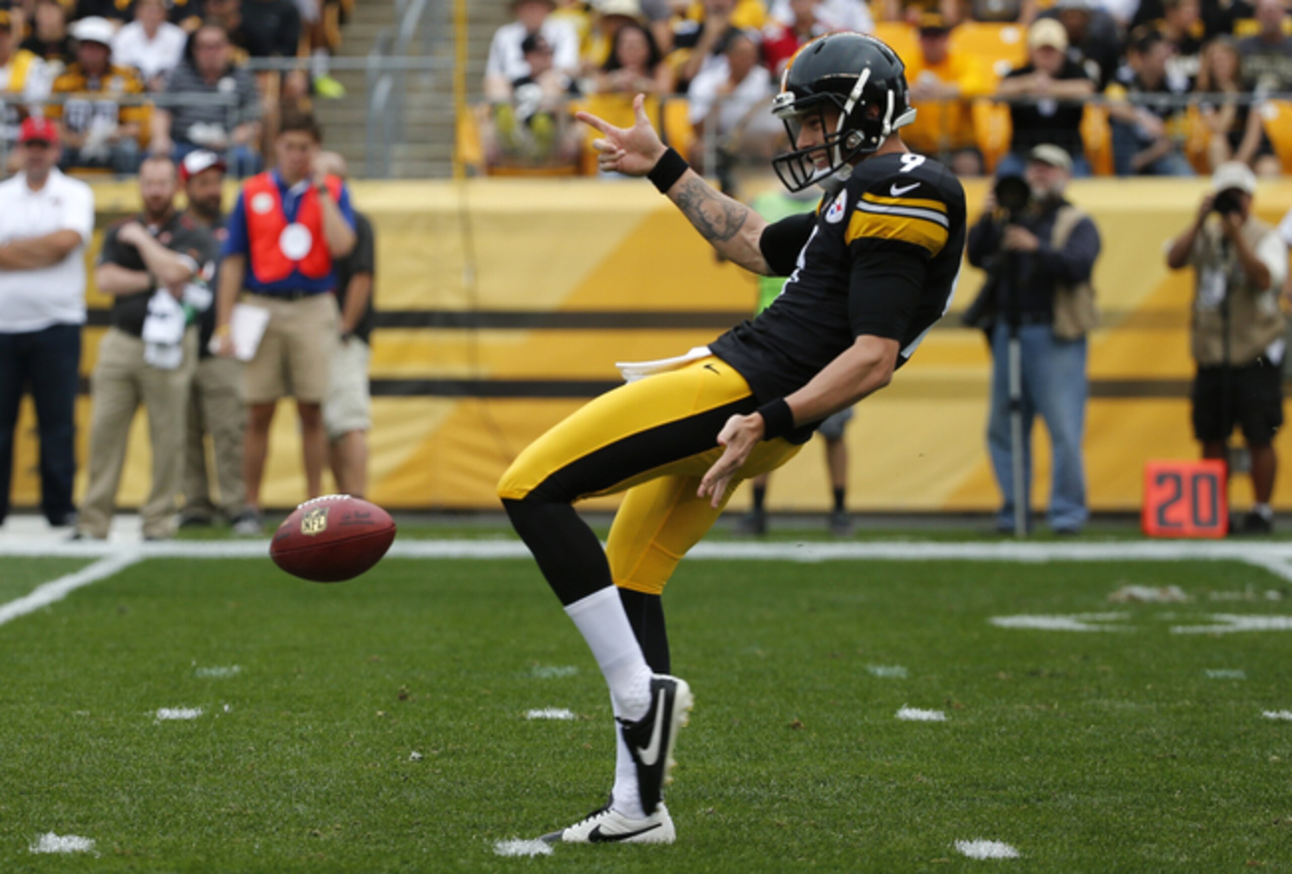 Brad Wing will try to hold off Jordan Berry in the competition at punter.