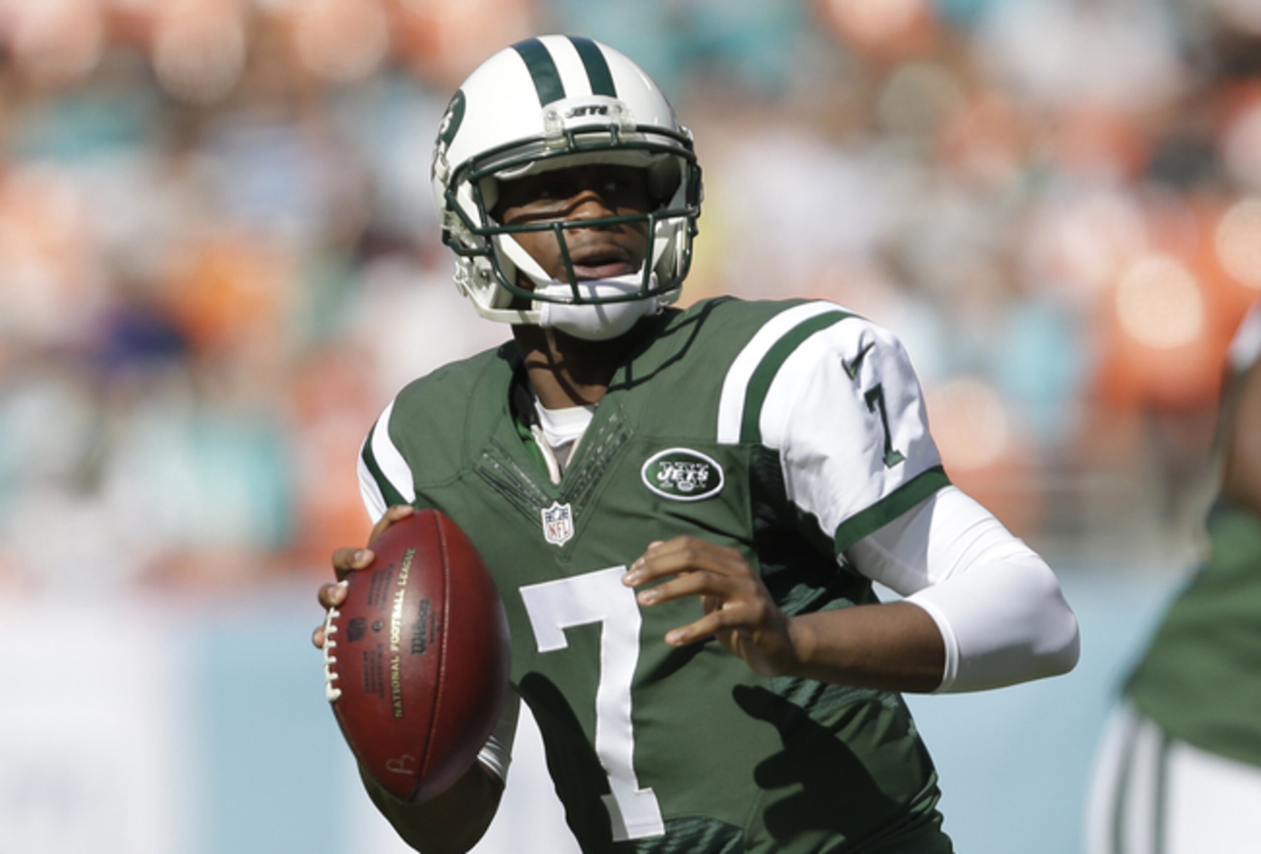 An injury to Geno Smith keeps the QB position murky in New York.