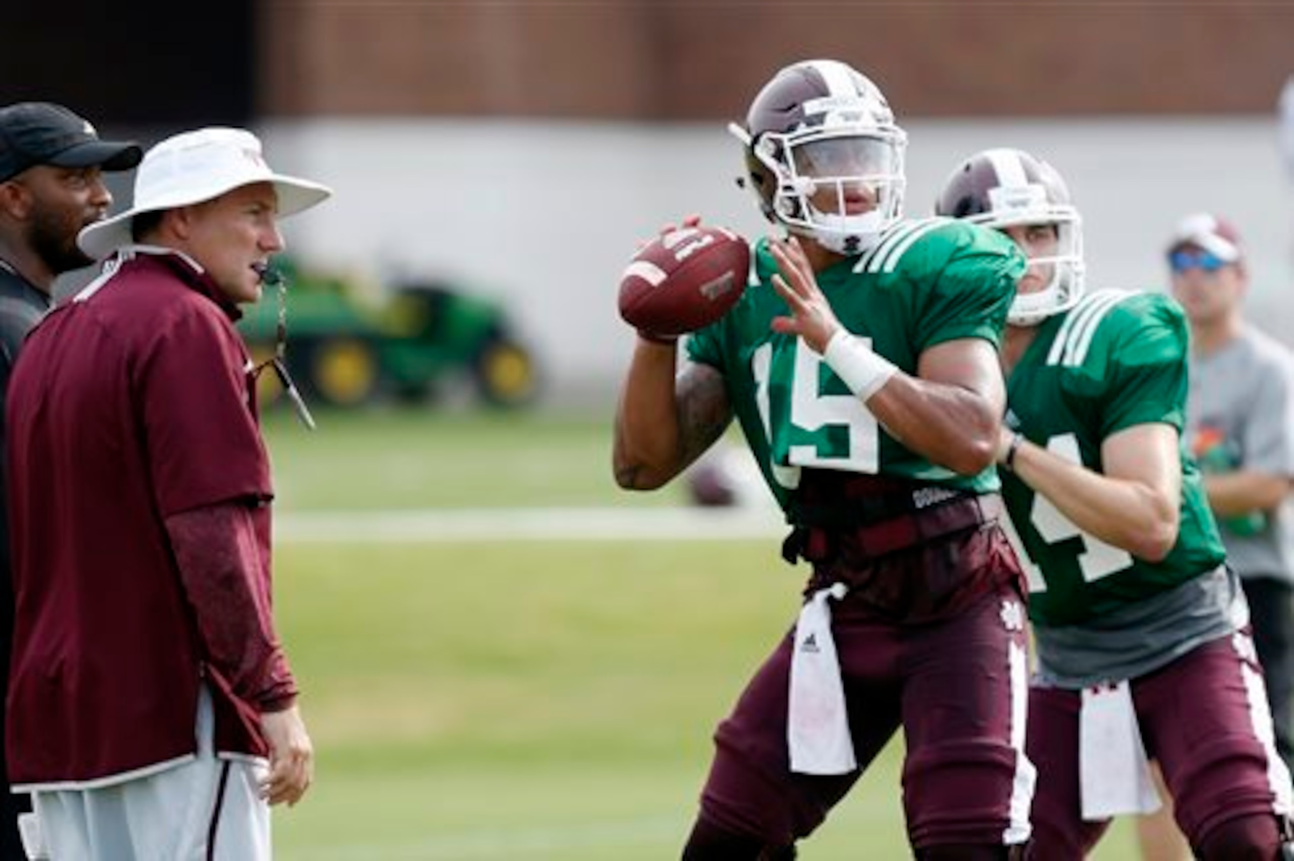 Mississippi State HC Dan Mullen and QB Dak Prescott