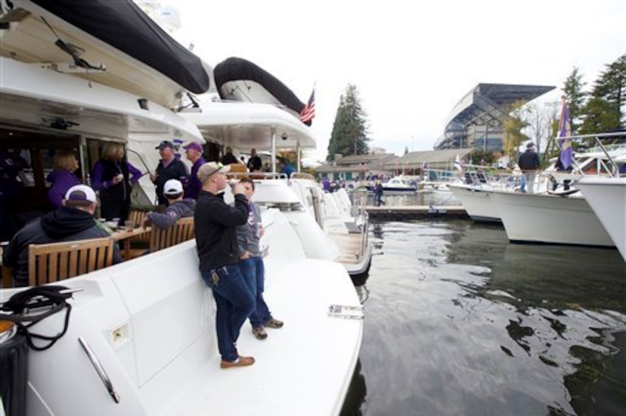 Washington fans can boat to games and dock on Lake Washington.