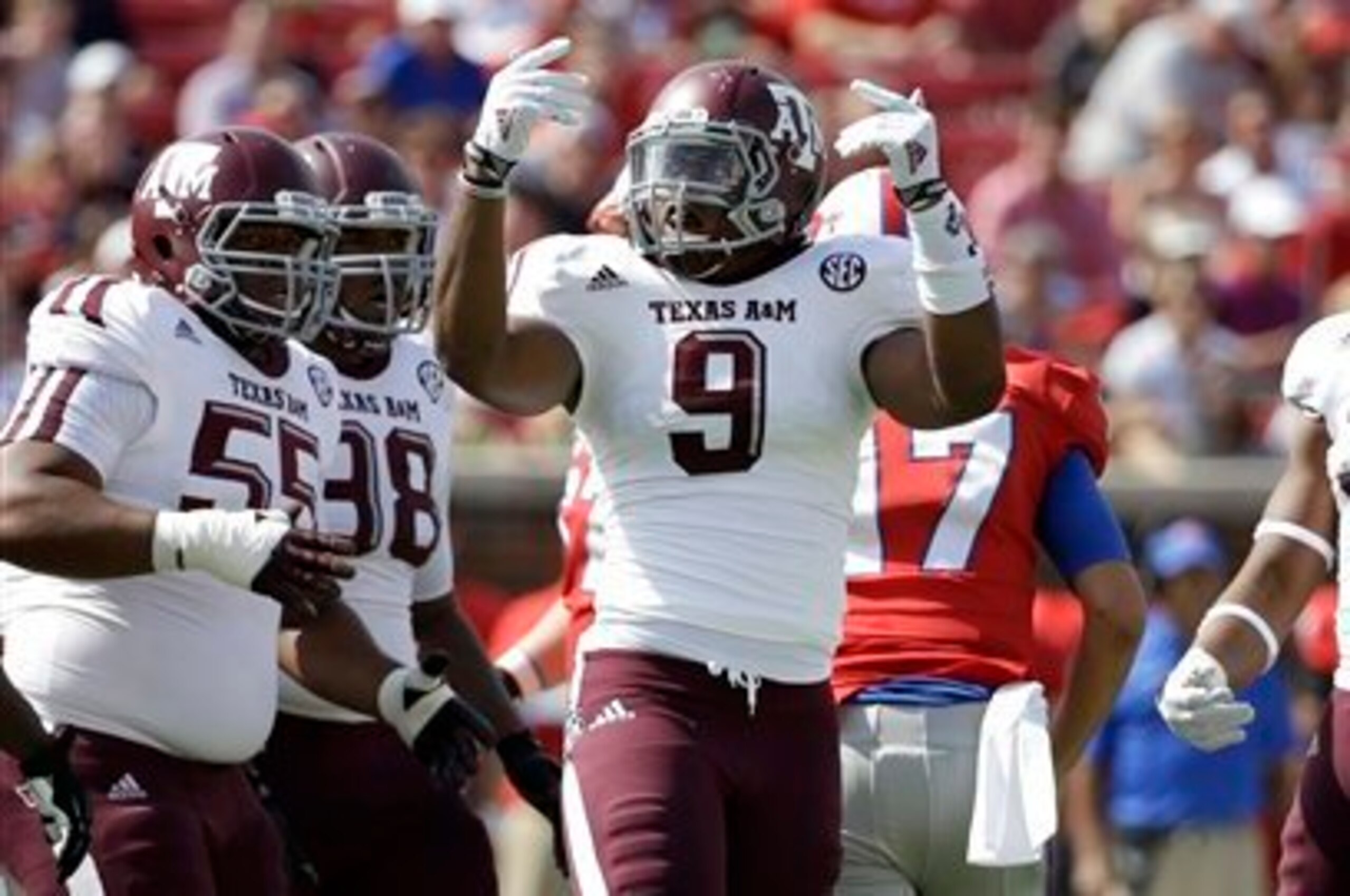 Texas A&M DE Qualen Cunningham Texas A&M DE Qualen Cunningham