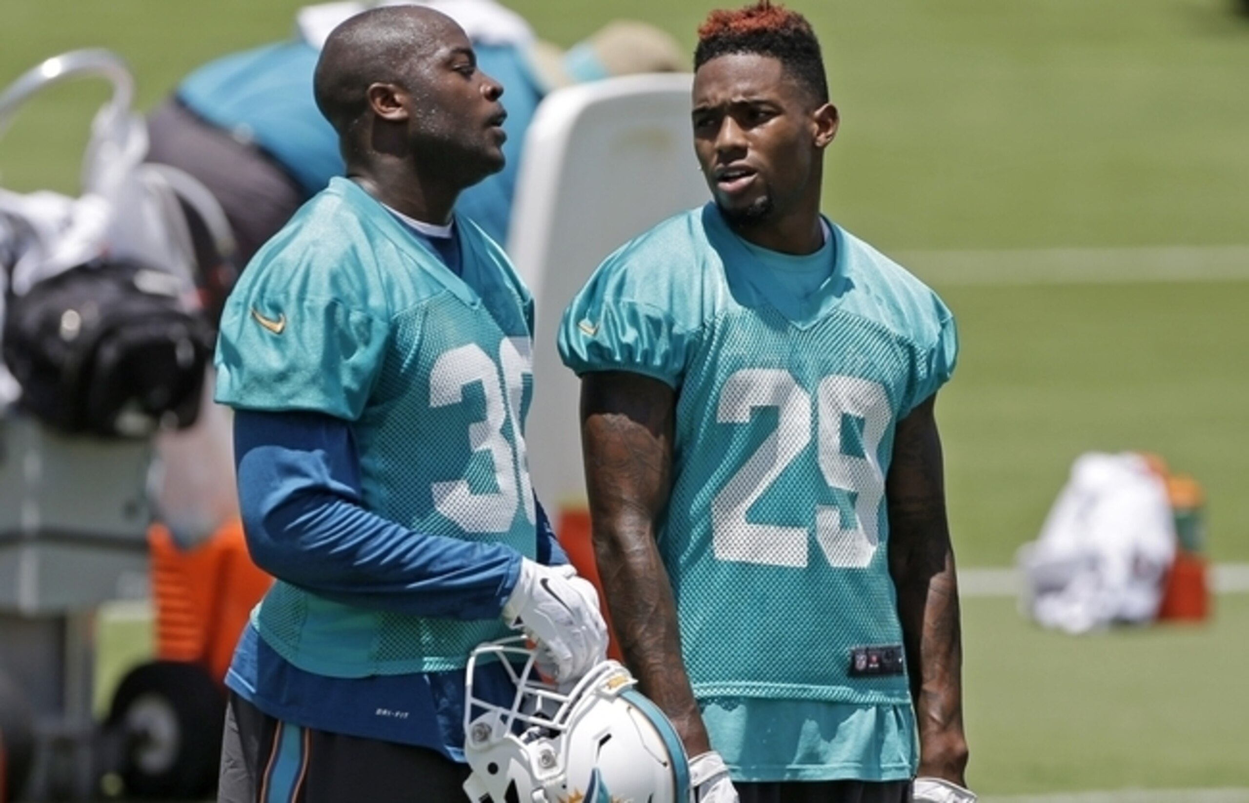 Zack Bowman (30, left) doesn't have nearly the long-term potential of Will Davis (29, right) or other young guns in the Dolphins secondary.