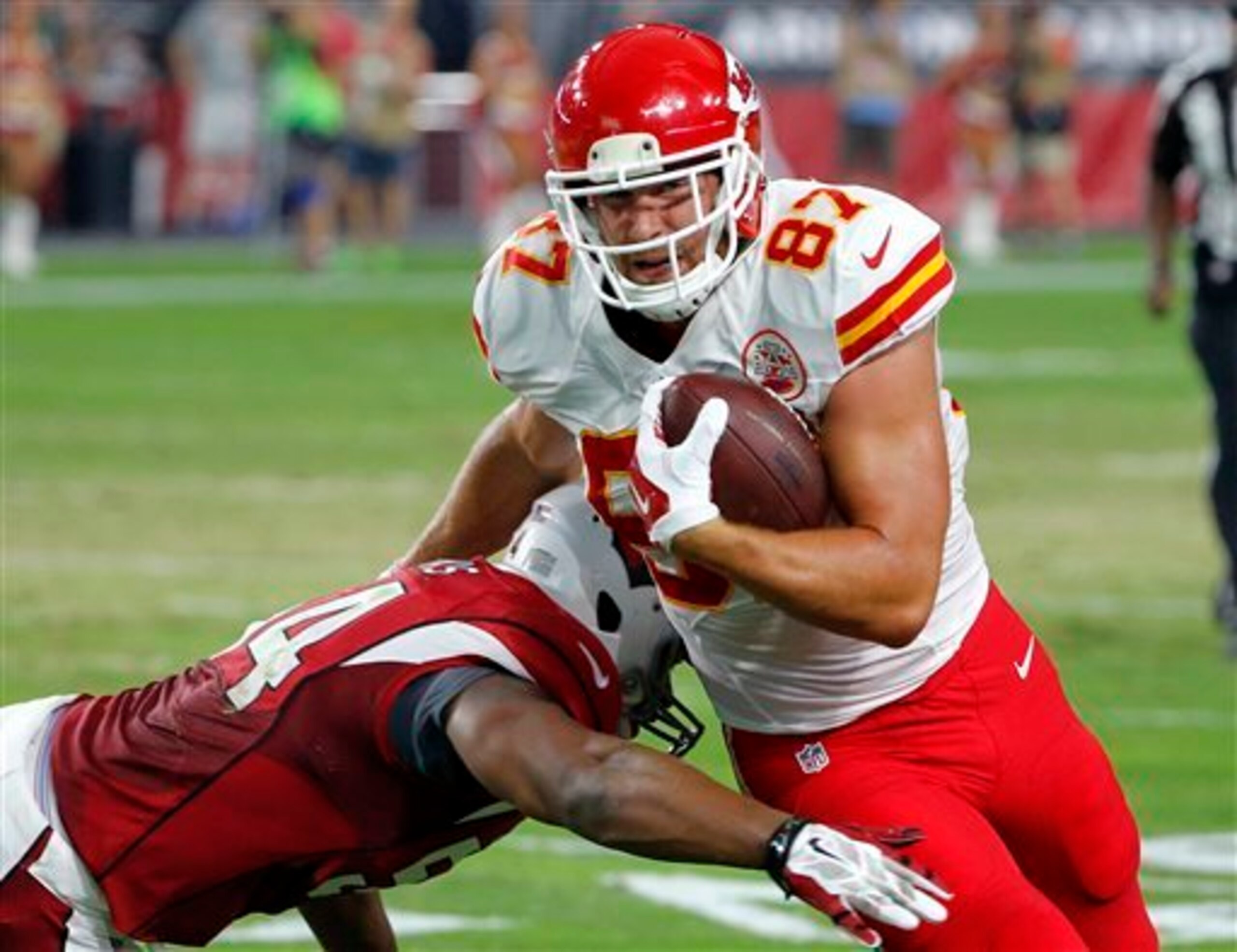 Kelce is a cog in the Chiefs' low-volume offense.