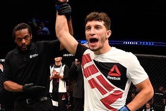 Frankie Perez scored a 54-second knockout of Sam Stout.