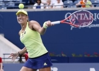Angelique Kerber hits a forehand during the 2015 Rogers Cup in Toronto.