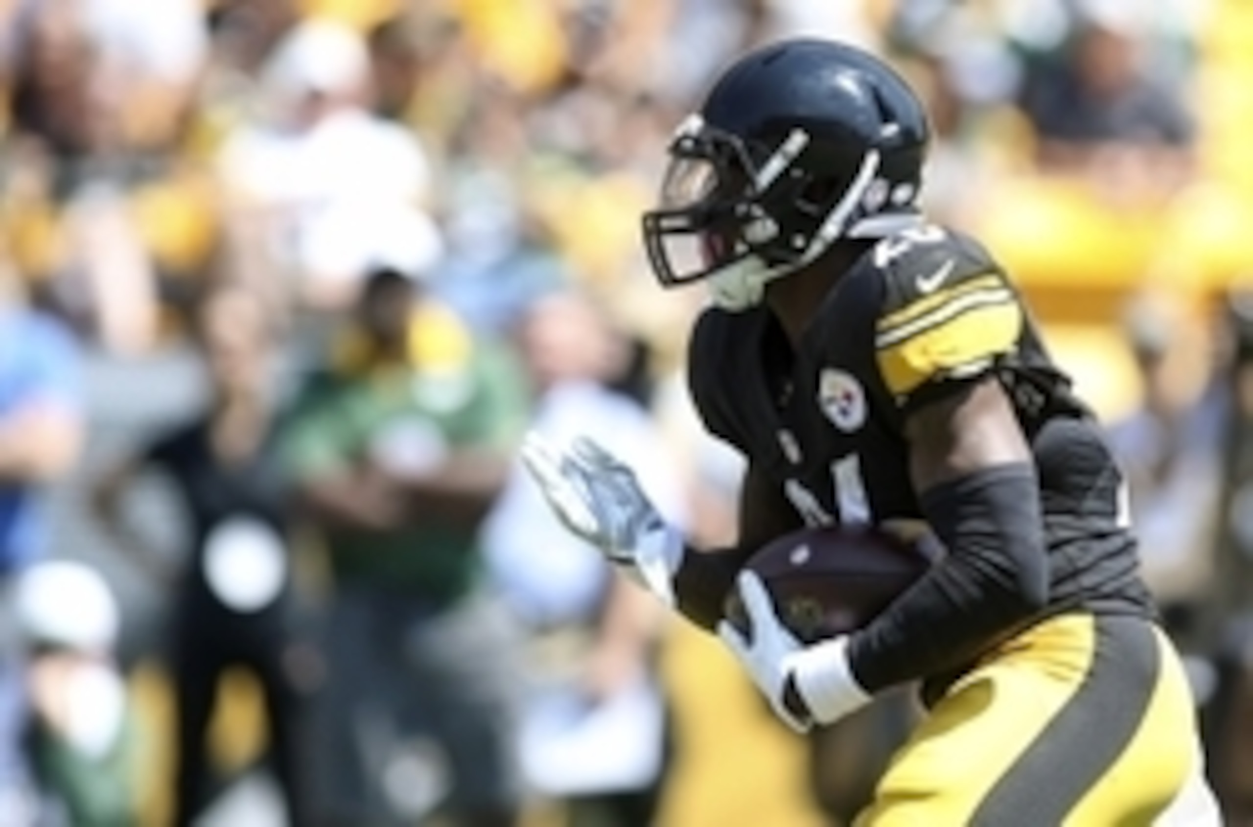 Bell takes advantage of limited preseason reps before his two-game suspension sidelines him to start the season.