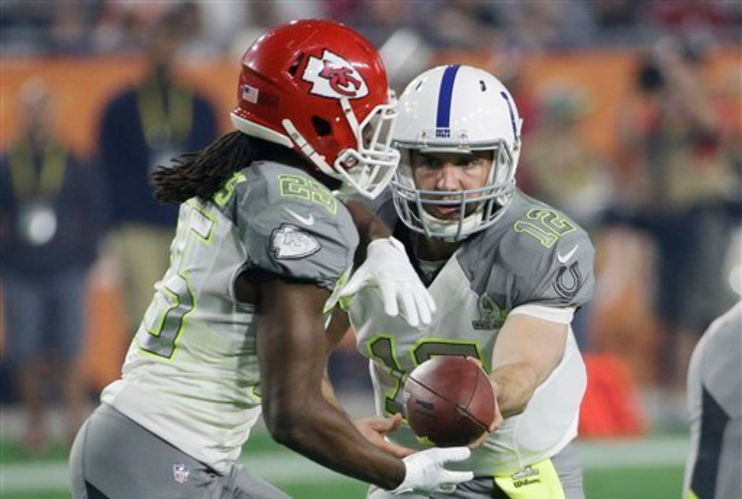 Charles put together a Pro Bowl effort in 2014 despite Kansas City's limited offense. Daily fantasy owners can expect the same in 2015.