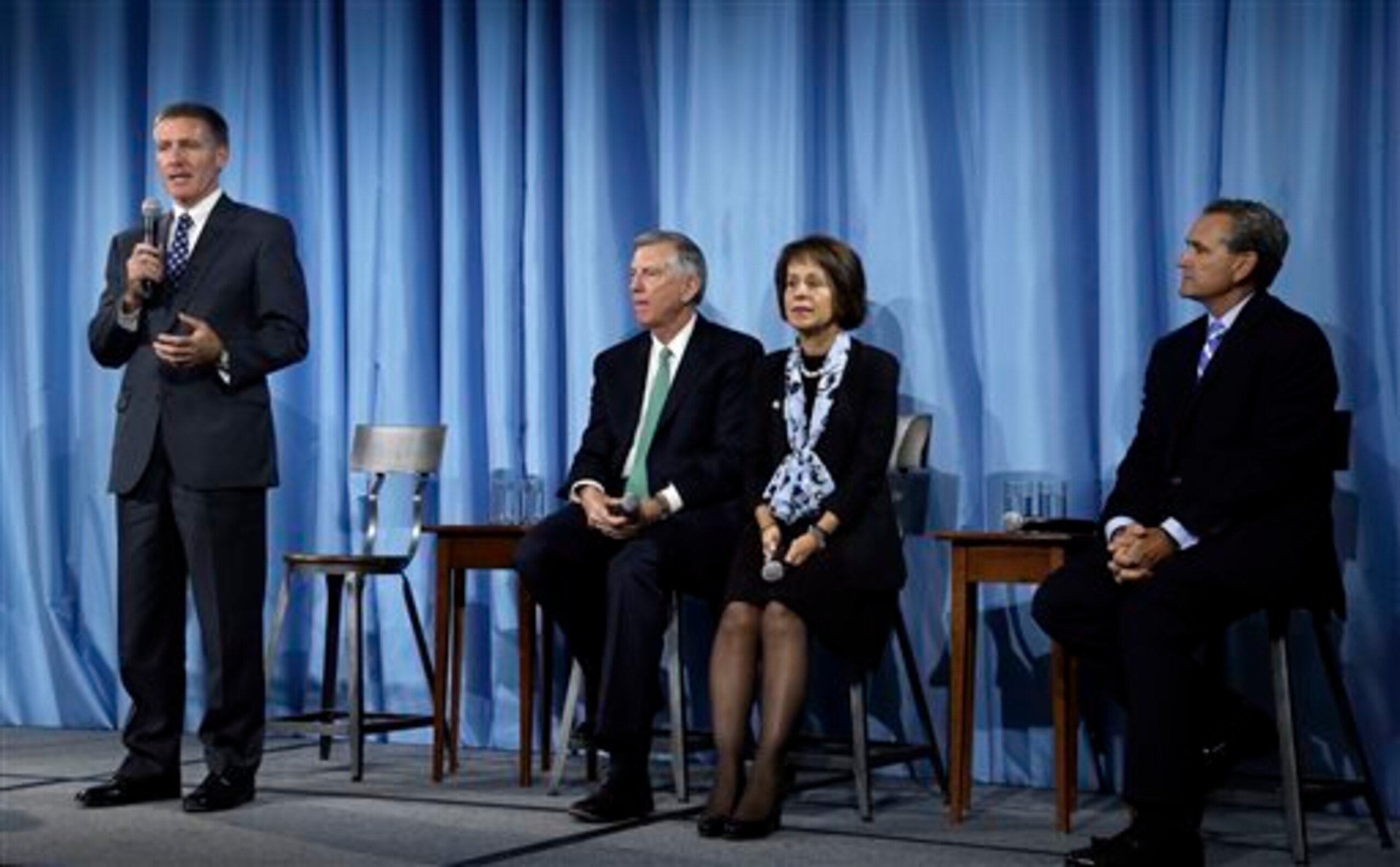 University of North Carolina leaders discussing academic probe
