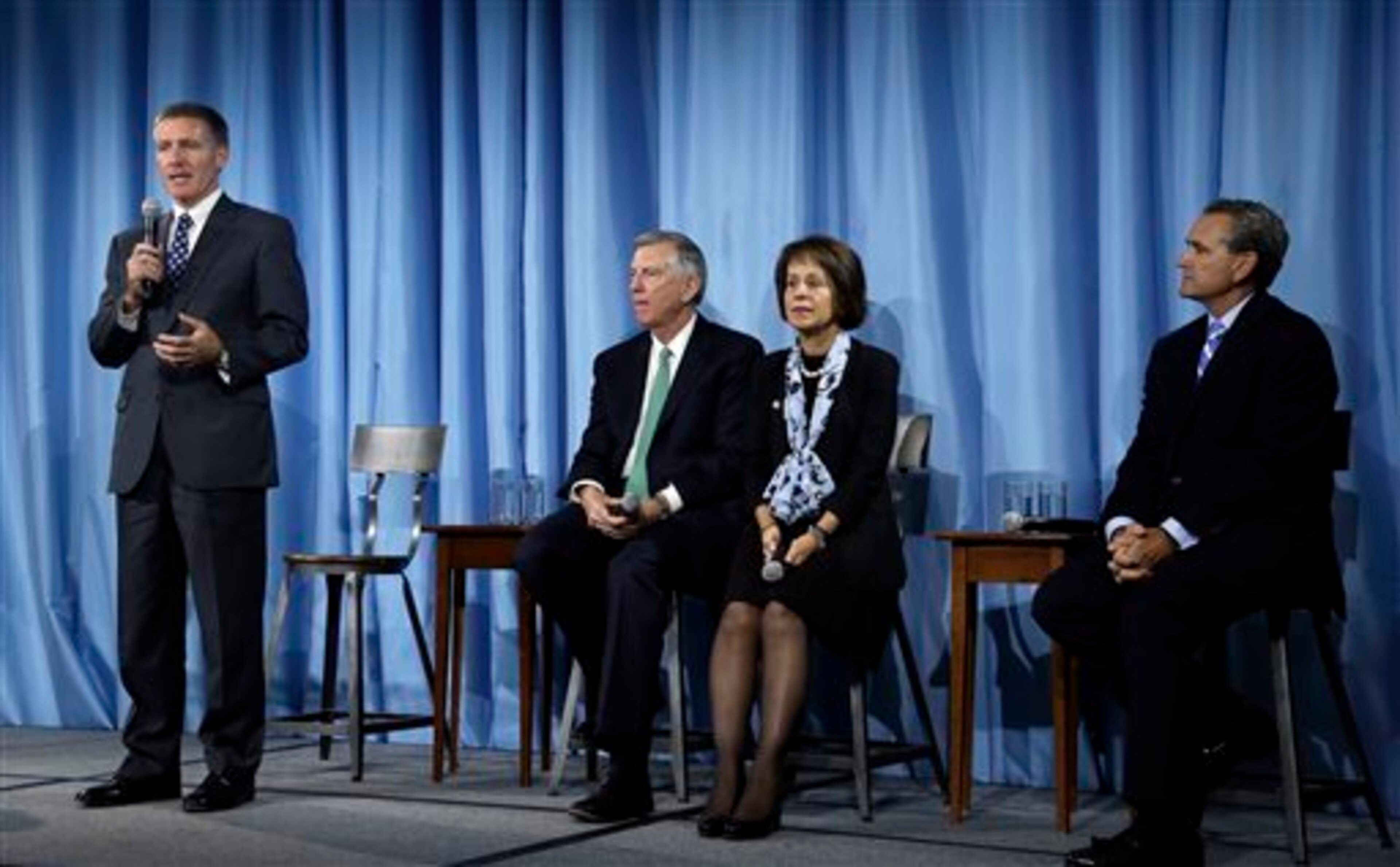 University of North Carolina leaders discussing academic probe