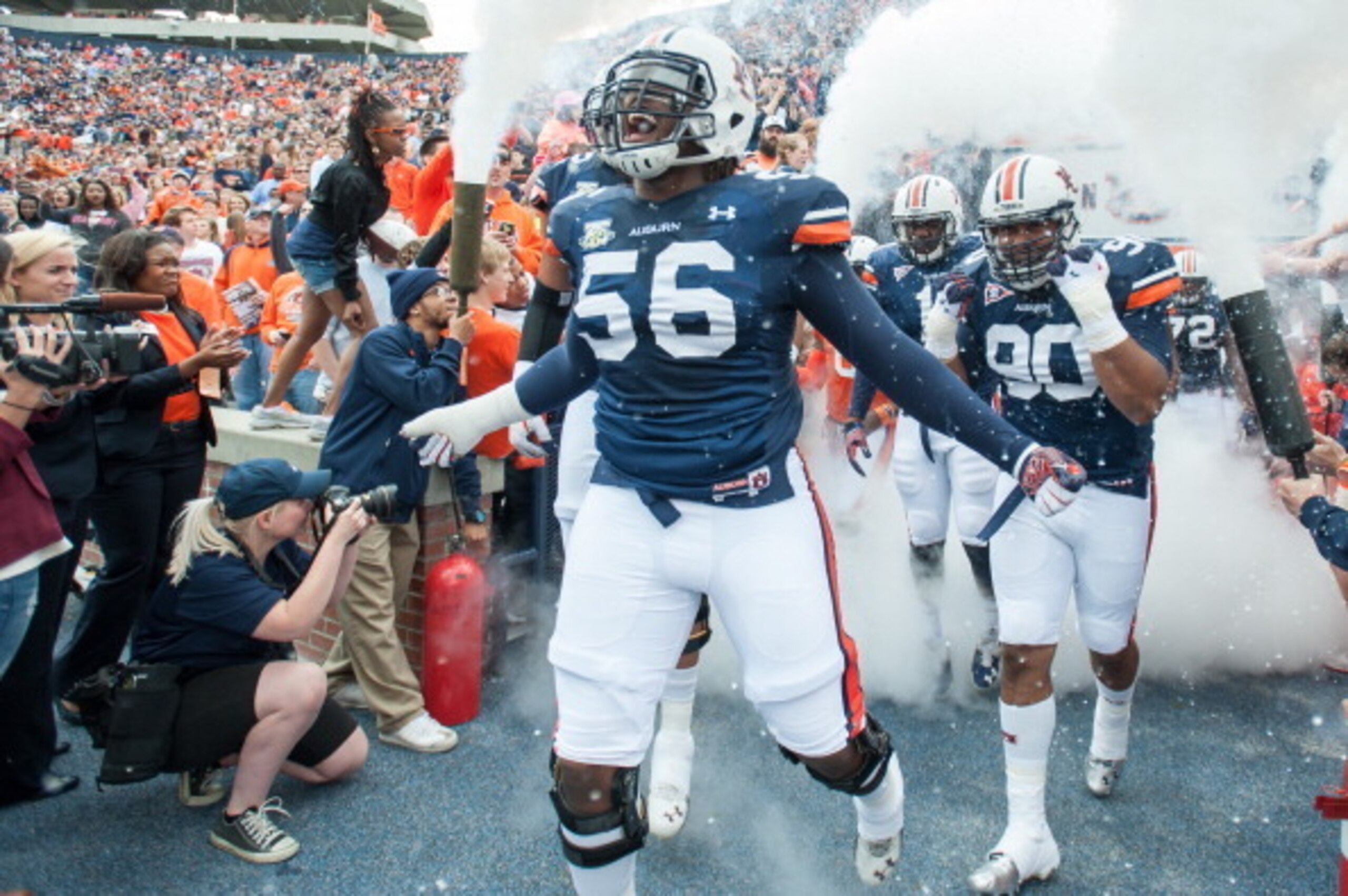 Auburn OT Avery Young