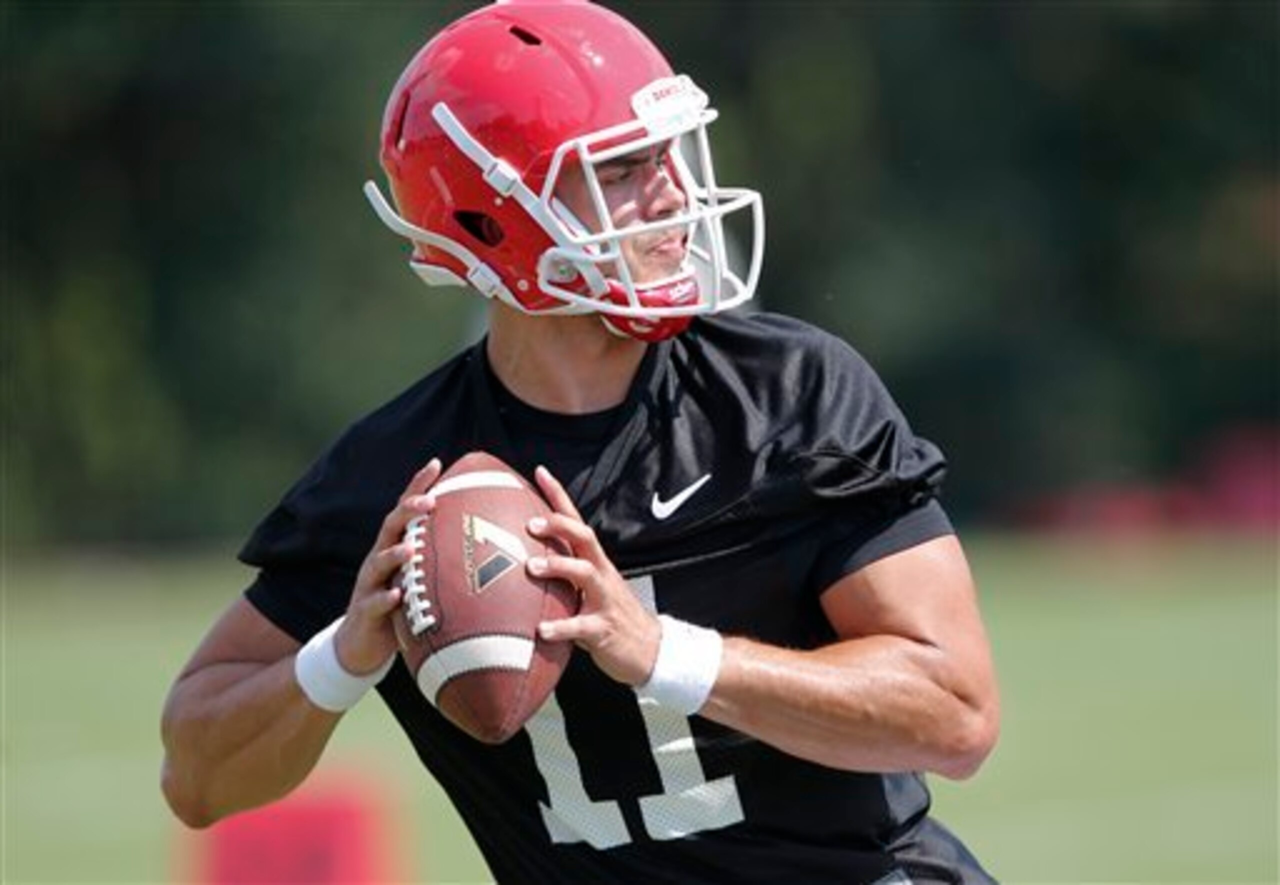 Greyson Lambert has been a surprising entrant in the Bulldogs' QB derby.