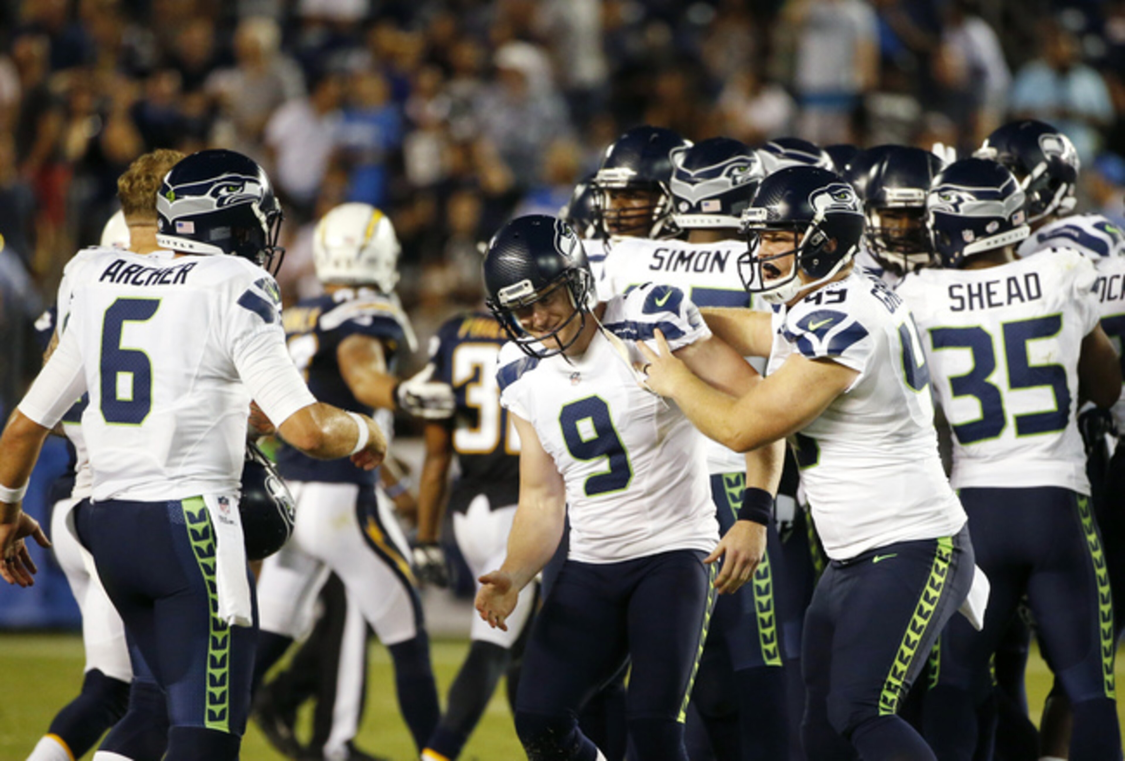 Hauschka had some words of encouragement before his 60-yard, game-winning field goal attempt.